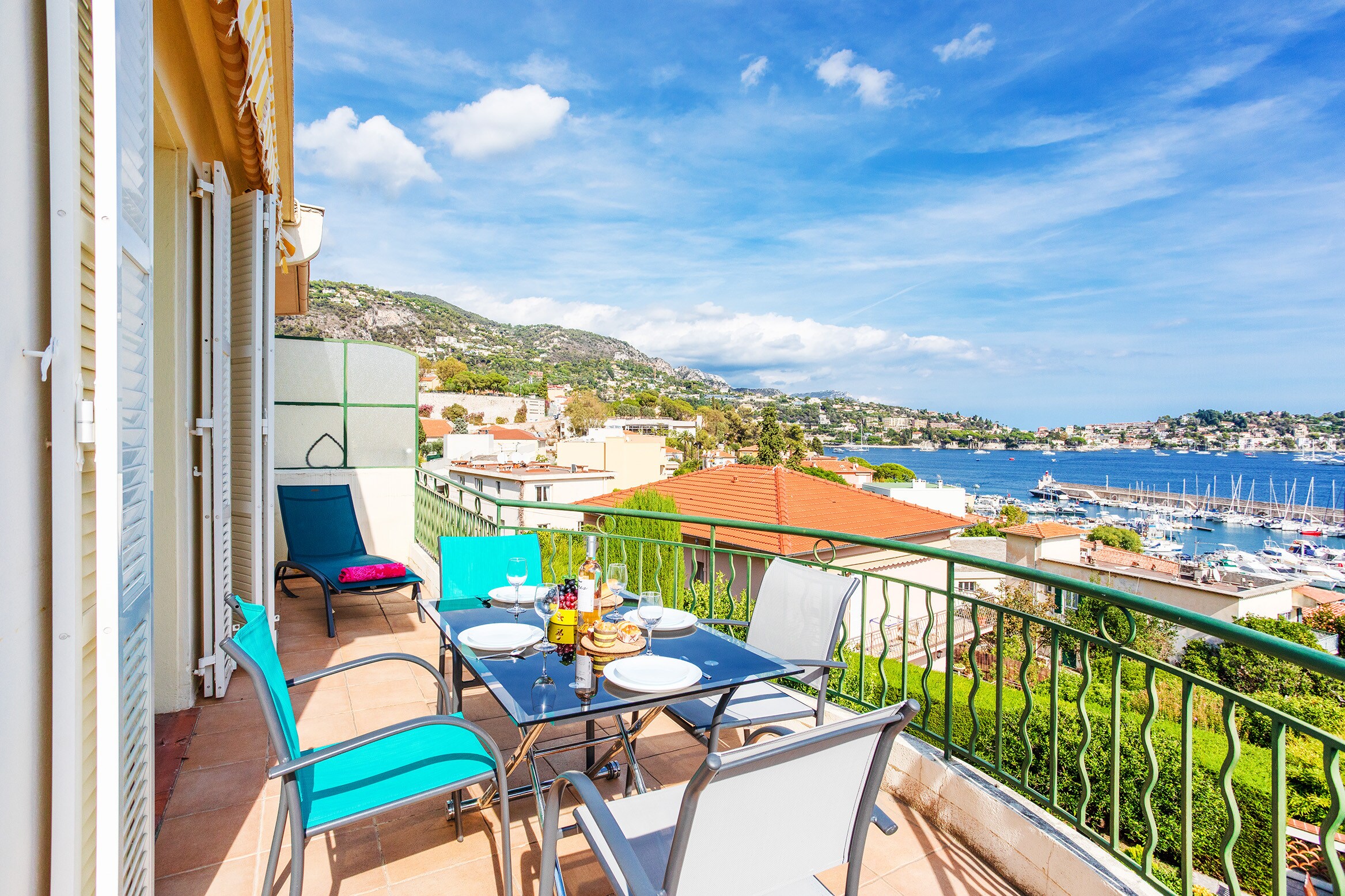 Balcony with sea view