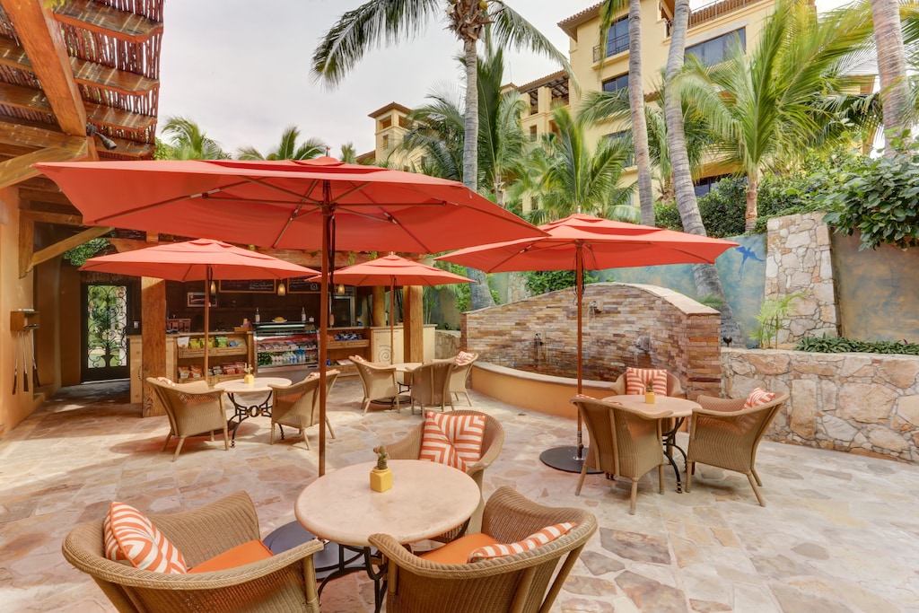 Order some freshly-caught fish for lunch.