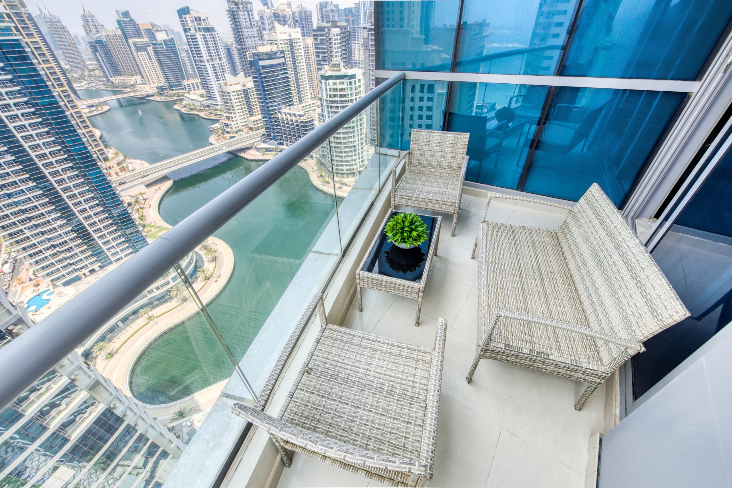 Property Image 2 - Cozy 1BR at Bay Central 1 Dubai Marina by Property Manager