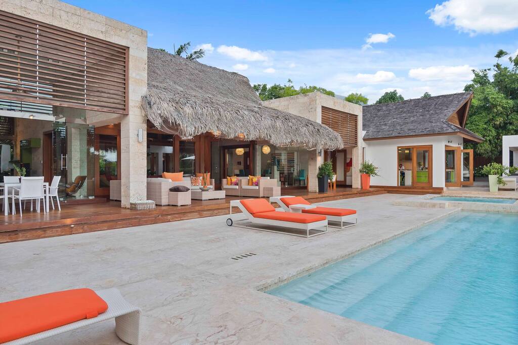 Property Image 1 - La Romana Modern Luxury w Pool, 5★ Style + Butler