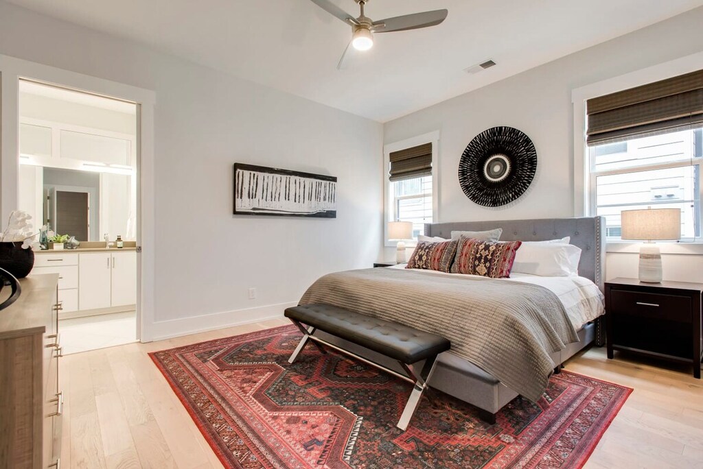 Unwind in the spacious king suite, featuring a plush mattress and private en suite for extra comfort and privacy.