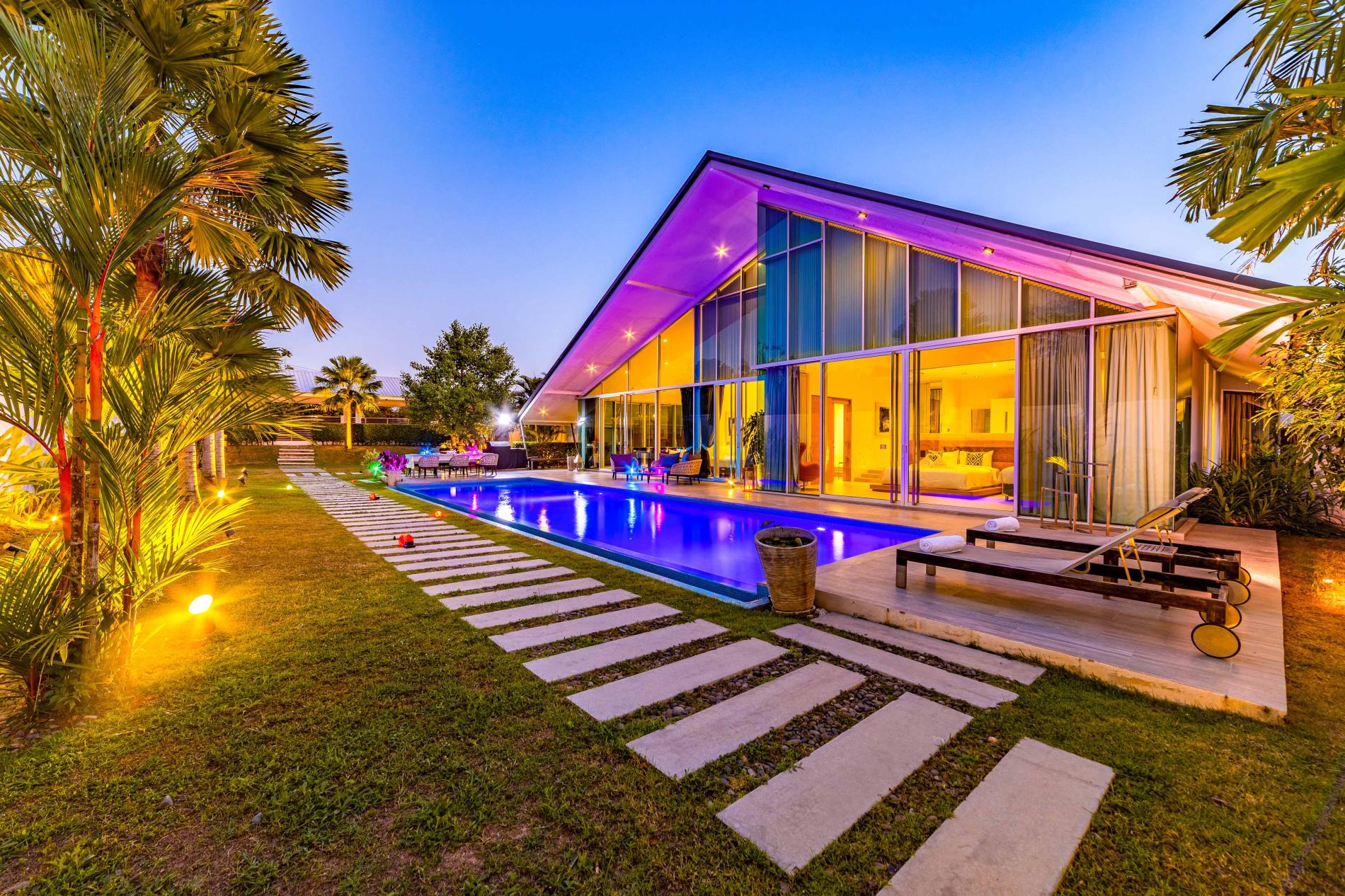 Property Image 1 - Large Private Pool Villa with 7 Bedrooms (7B)