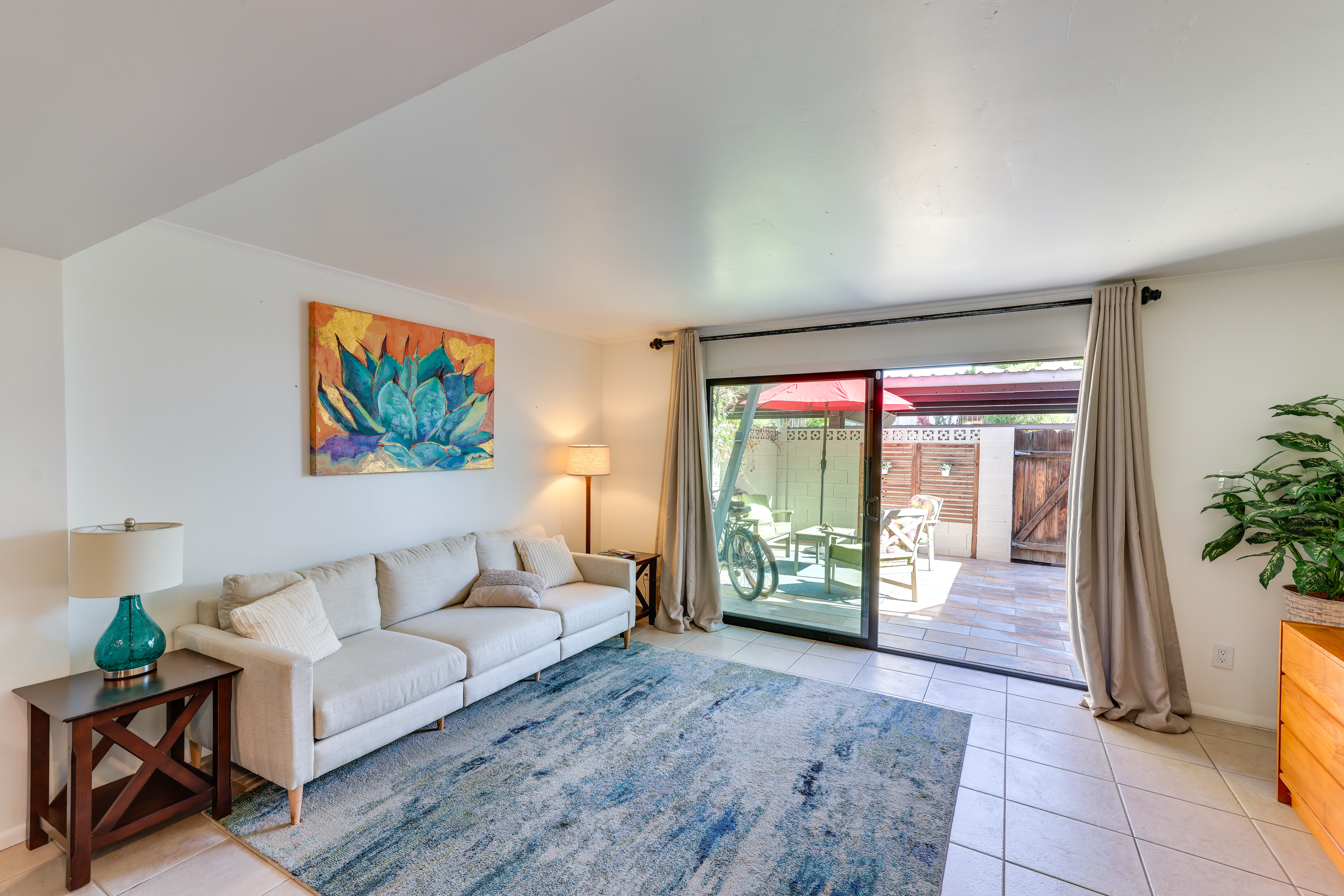 Property Image 1 - Scottsdale Townhome: Furnished Patio & Pool Access