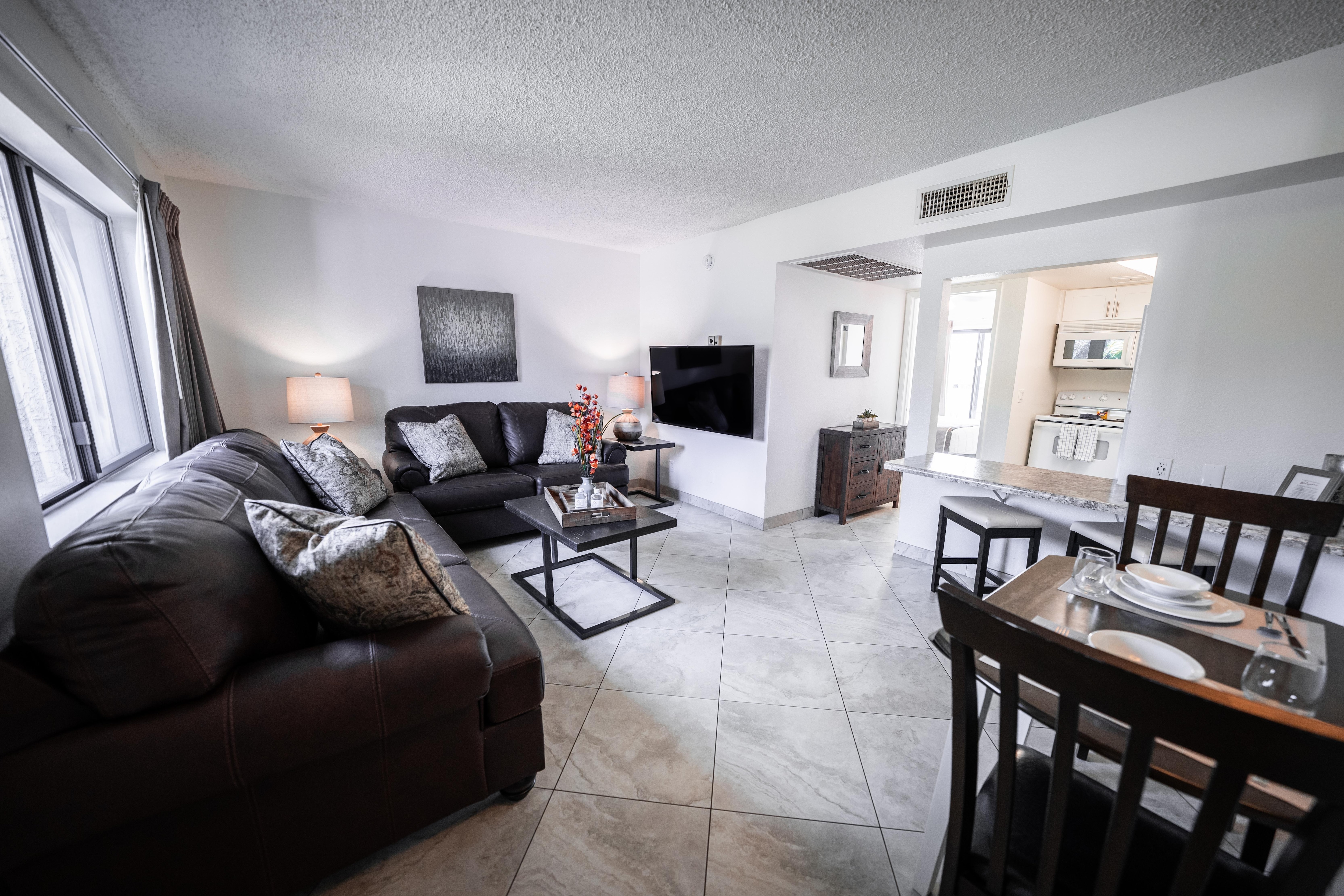 Property Image 2 - Scottsdale’s premium short term getaway, Fully furnished 1 bedroom homes, FREE Golf, cable, utilities, Wi-