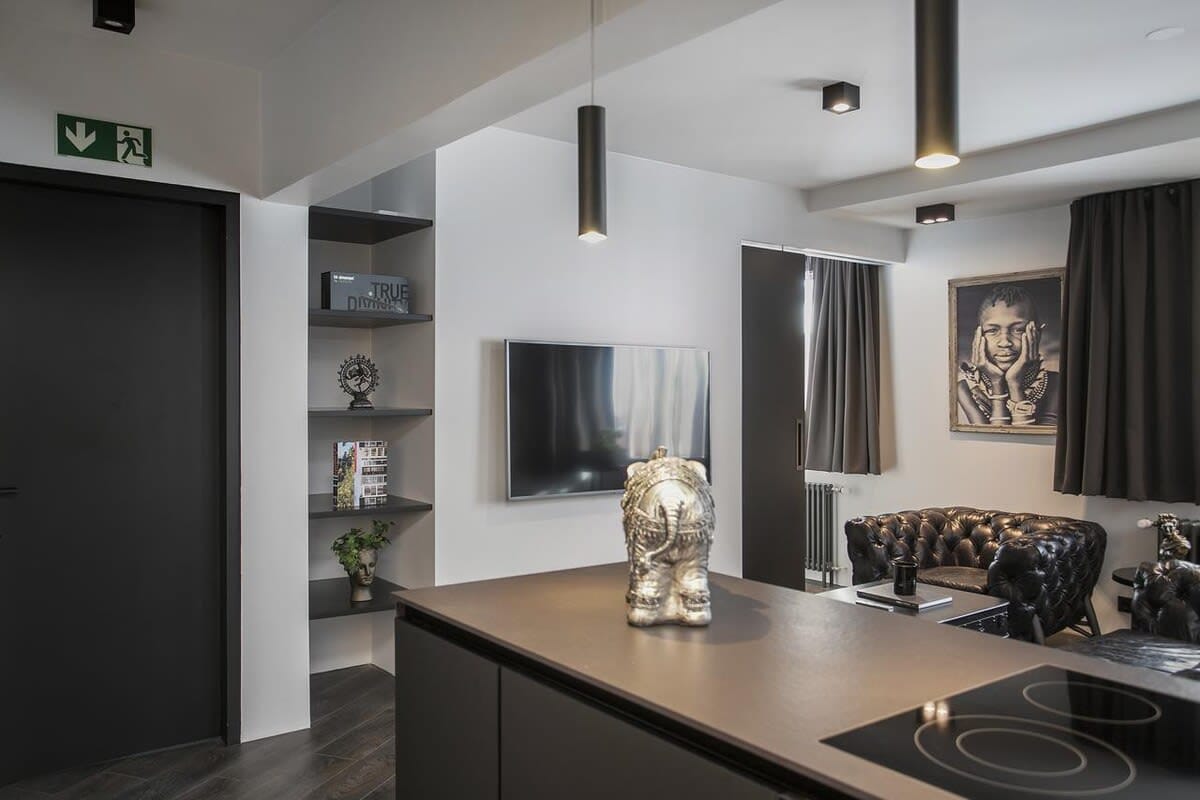 Kitchen & living room