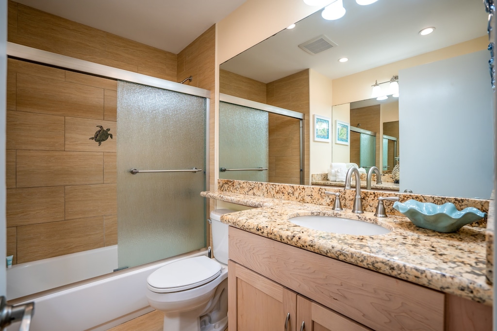 Beautiful vanity space!