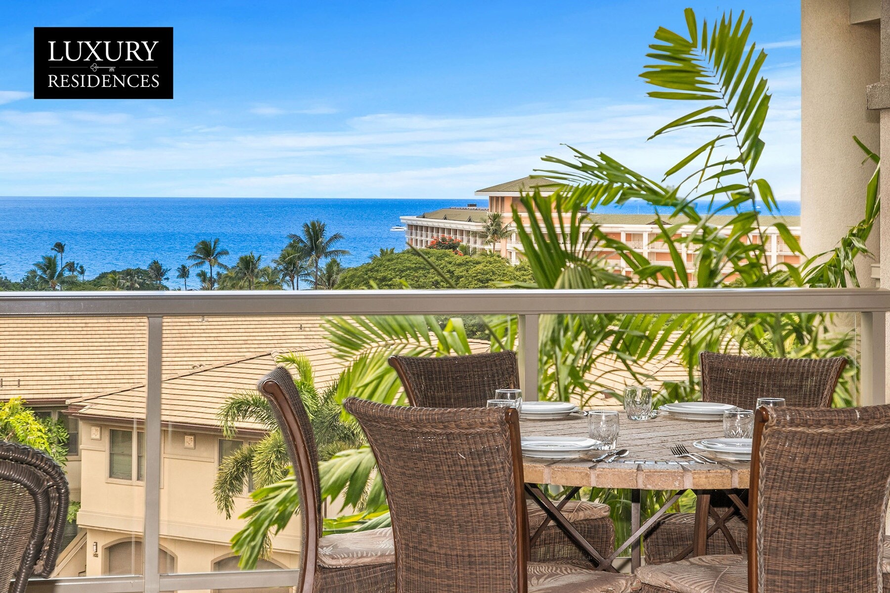 Dine and enjoy the sights on the lanai