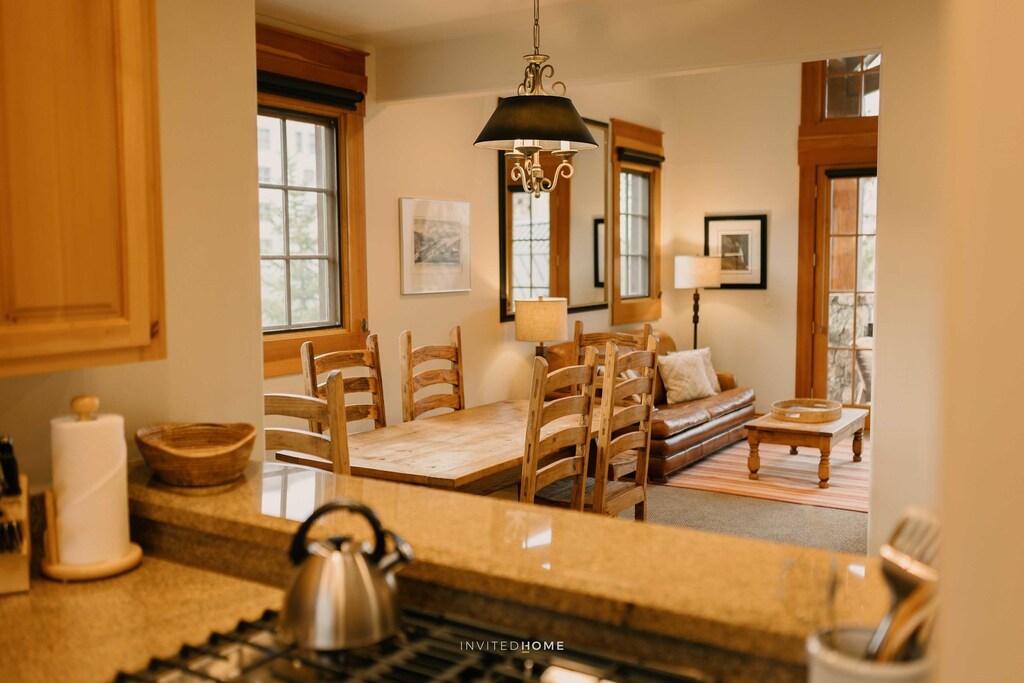 Dining Room - Winter