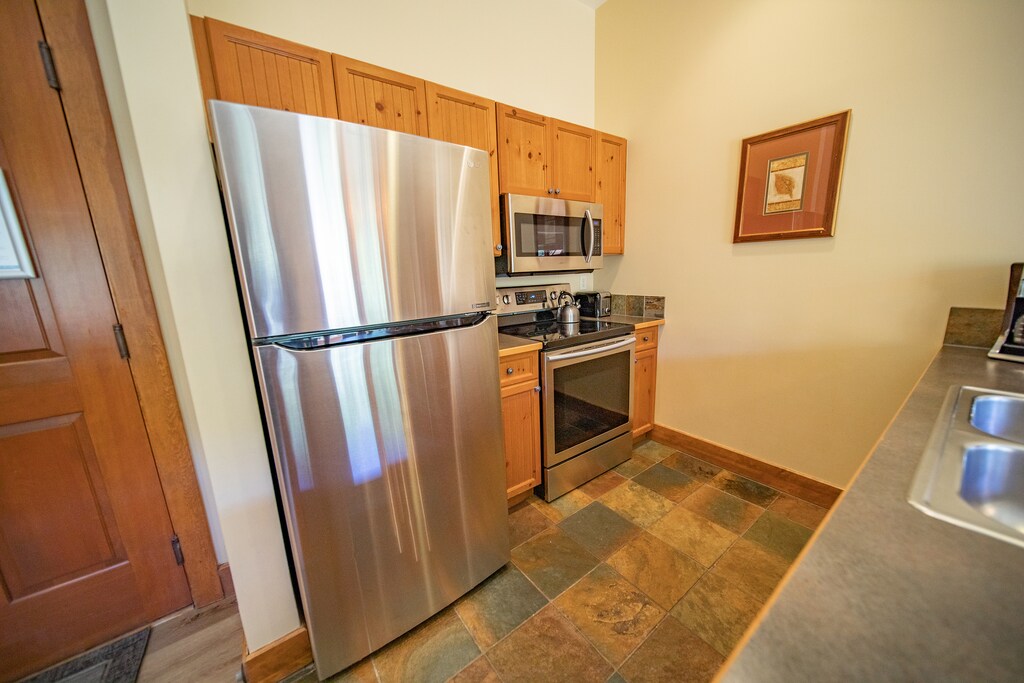 Fully equipped kitchen