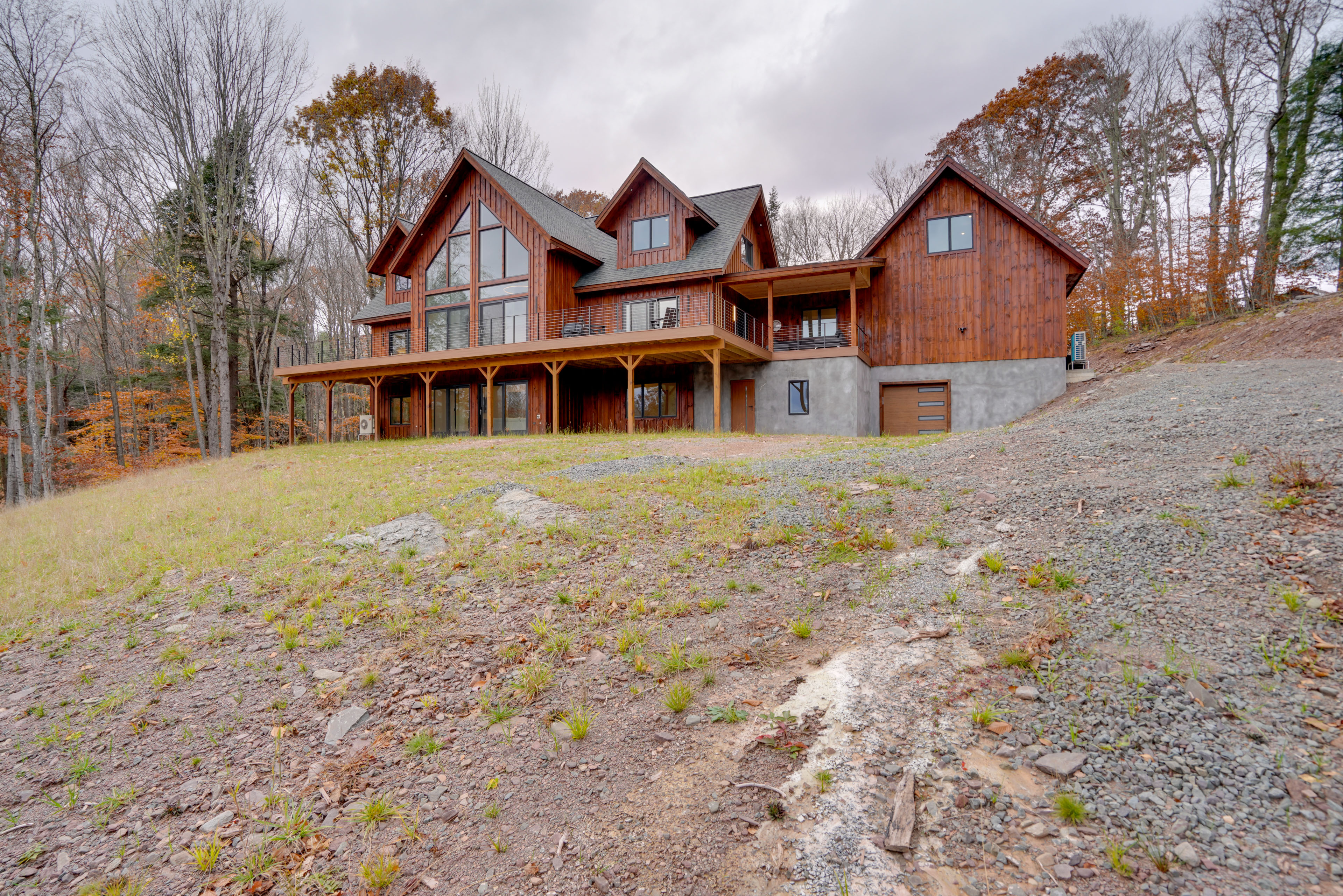 Brand New Luxury Ski Cabin - 2 Mi to Windham Mtn!