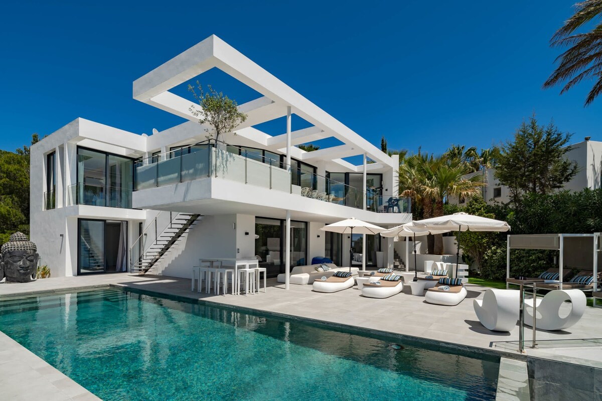 Property Image 1 - Ultra modern luxury villa with sea view in Ibiza