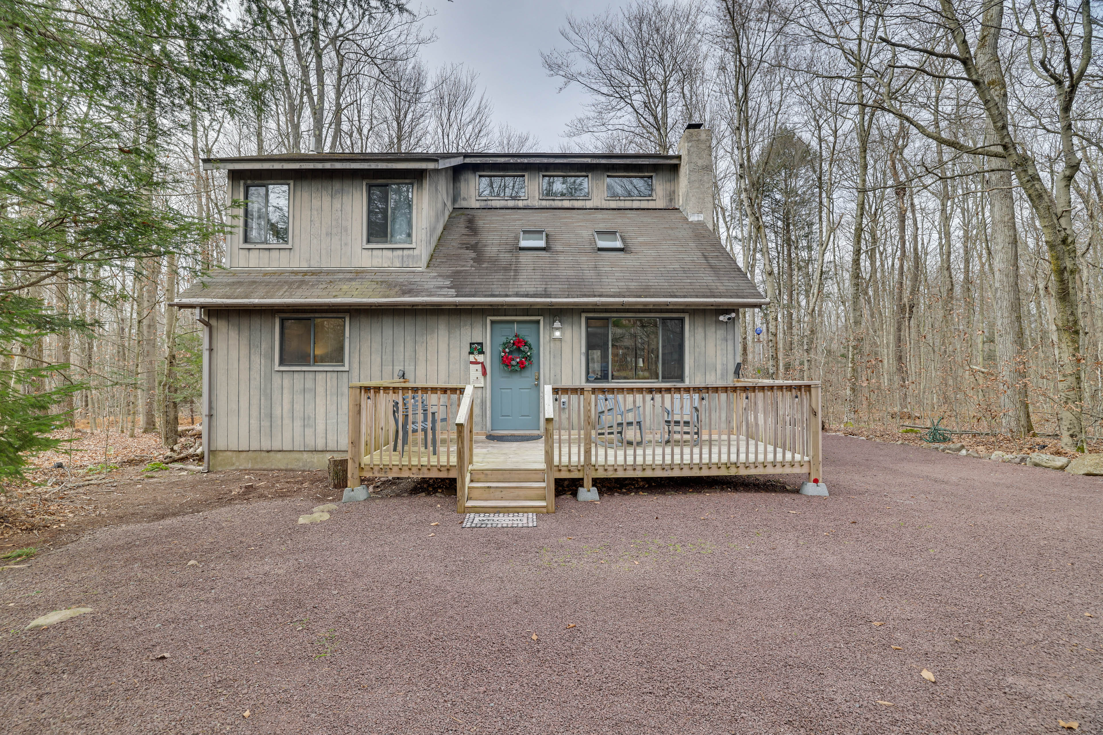 Property Image 1 - Peaceful Pocono Pines Getaway: Hot Tub & Fire Pit!