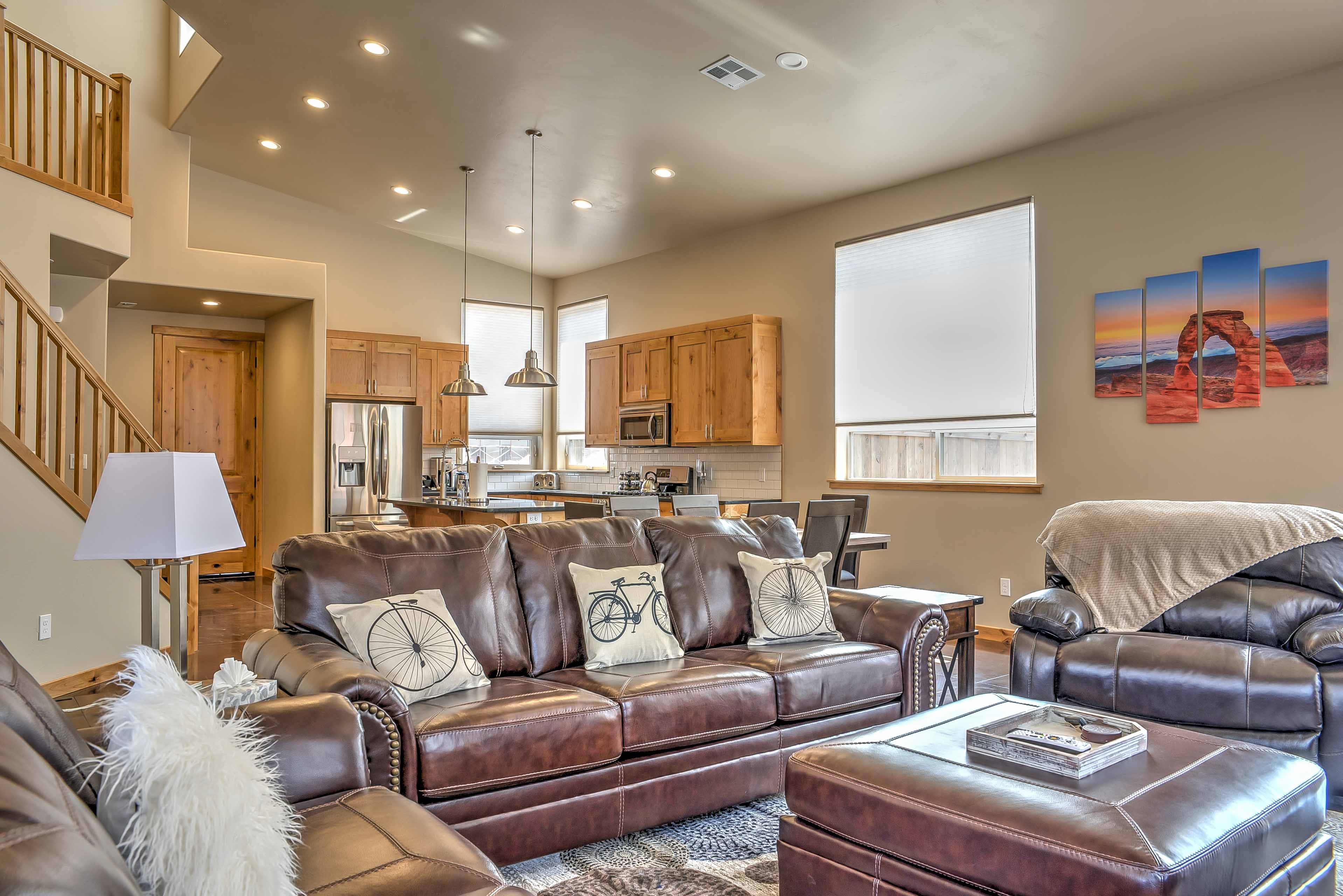 Modern Moab Townhome w/ Private Hot Tub & Patio!