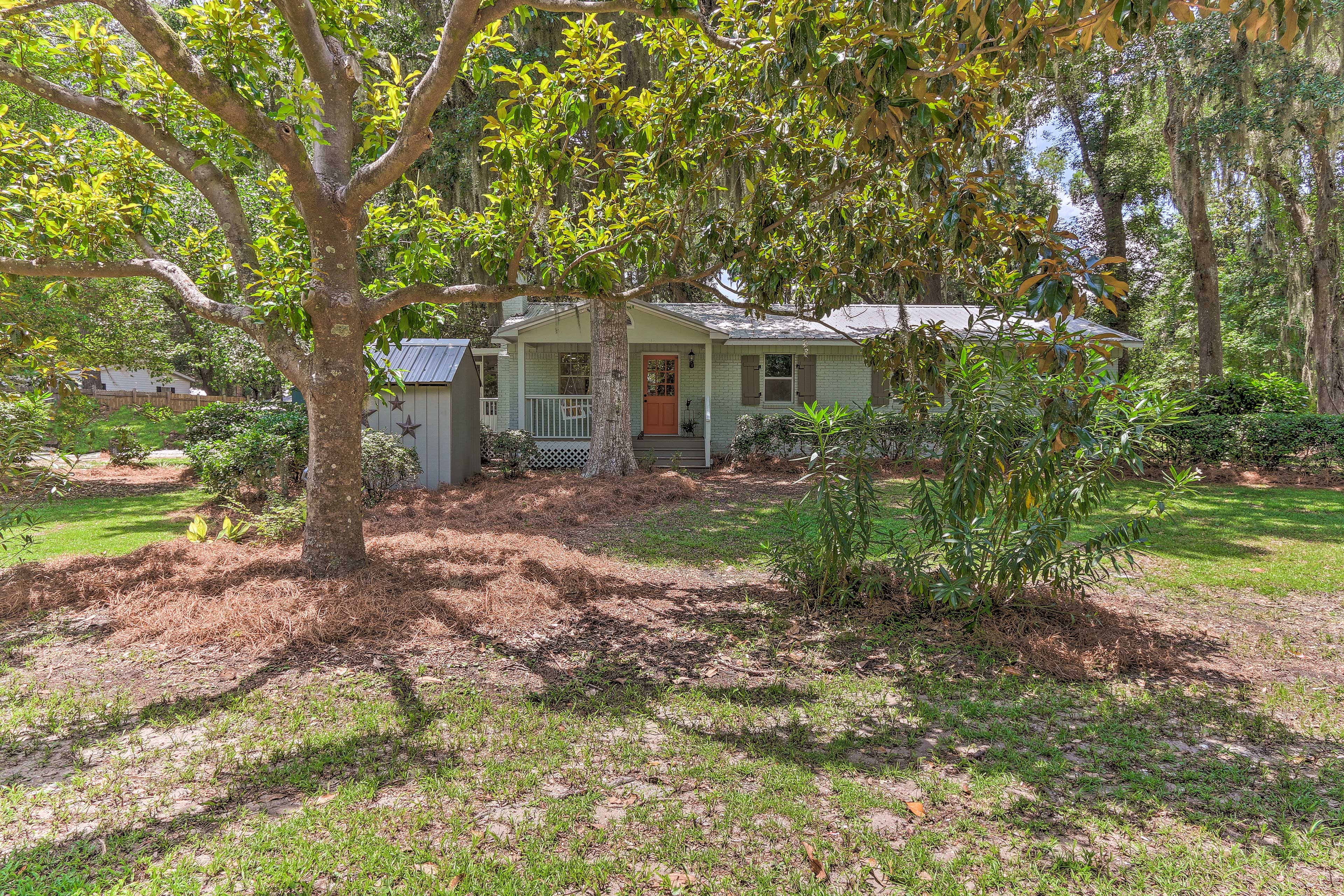 Property Image 2 - Home w/ Screened Porch < 1 Mi to Old Town Bluffton