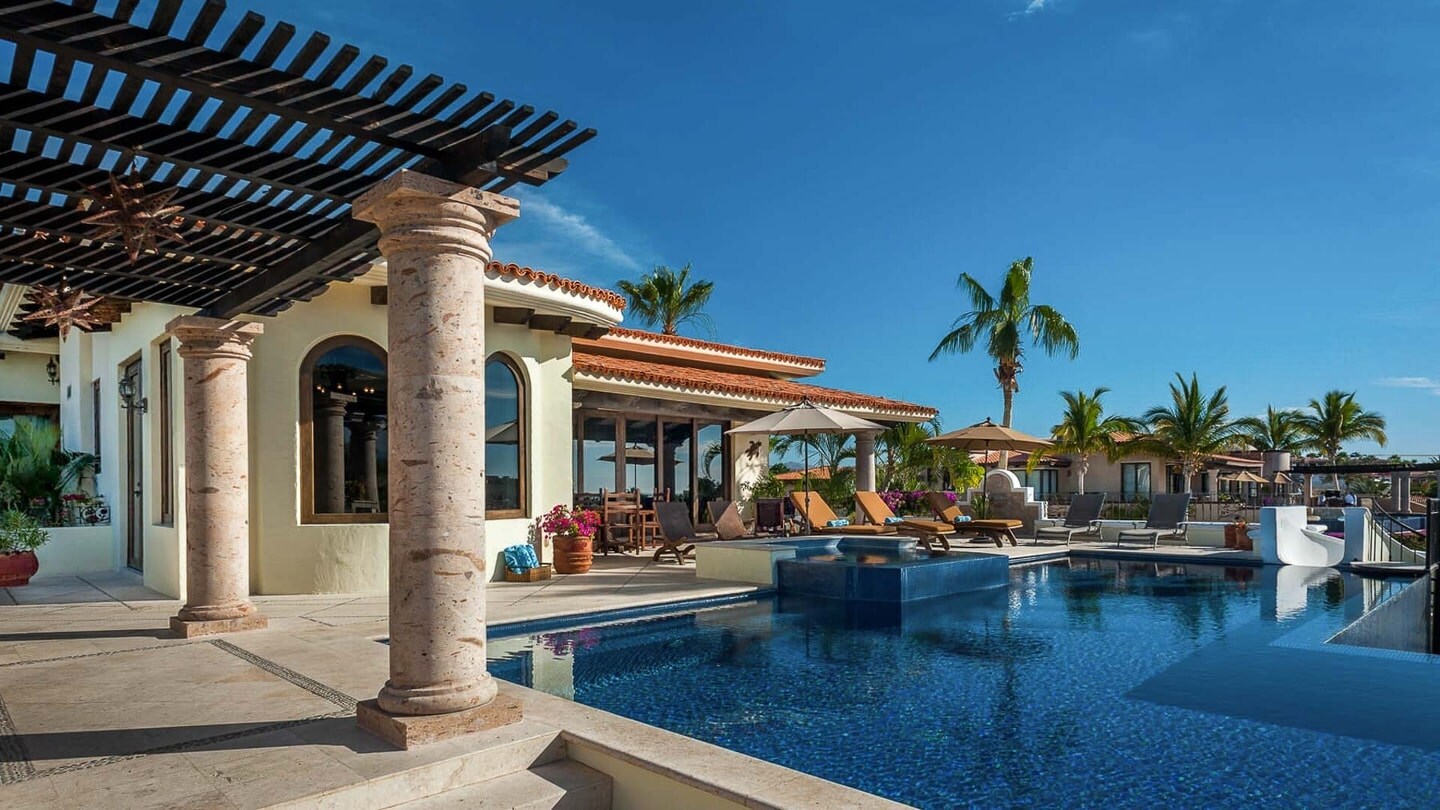Property Image 1 - A Lush and Luxurious Villa Adorning Cabo Coastline