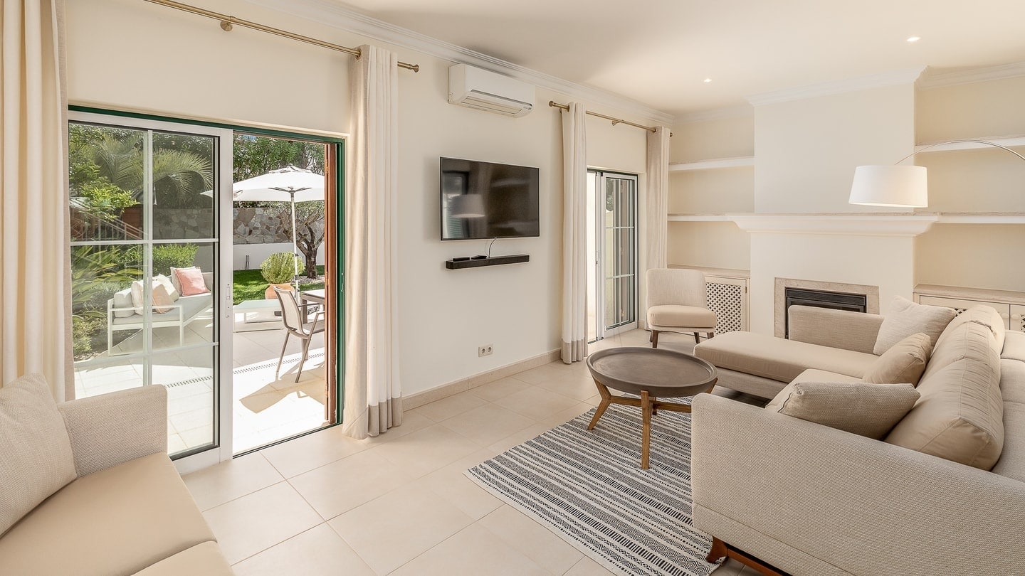 Semi-detached Quinta do Lago Townhouse with Pool Semi-detached Quinta do Lago Townhouse with Pool