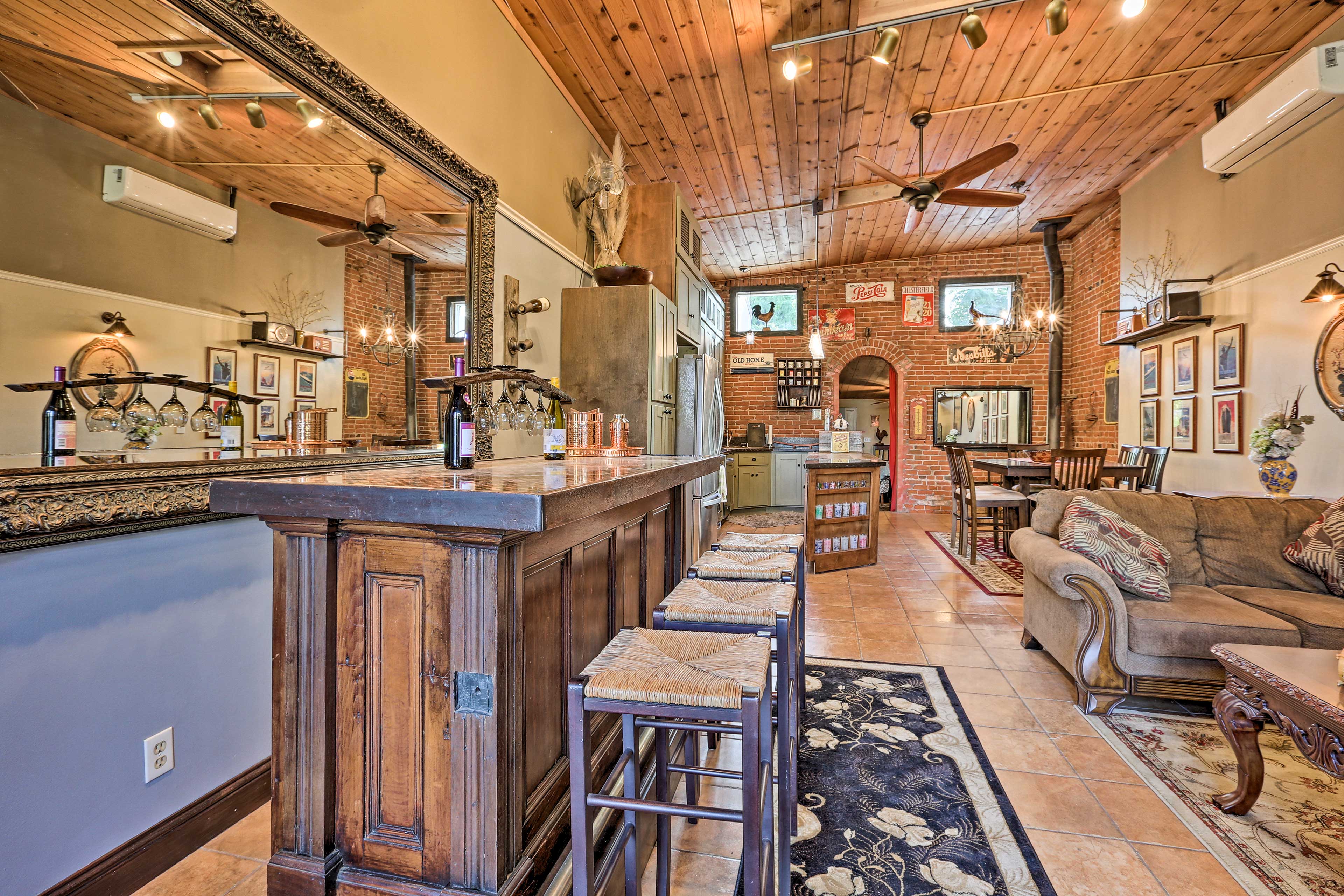 Historic Downtown Escape Steps to Levee Park! Home Rental in Colusa