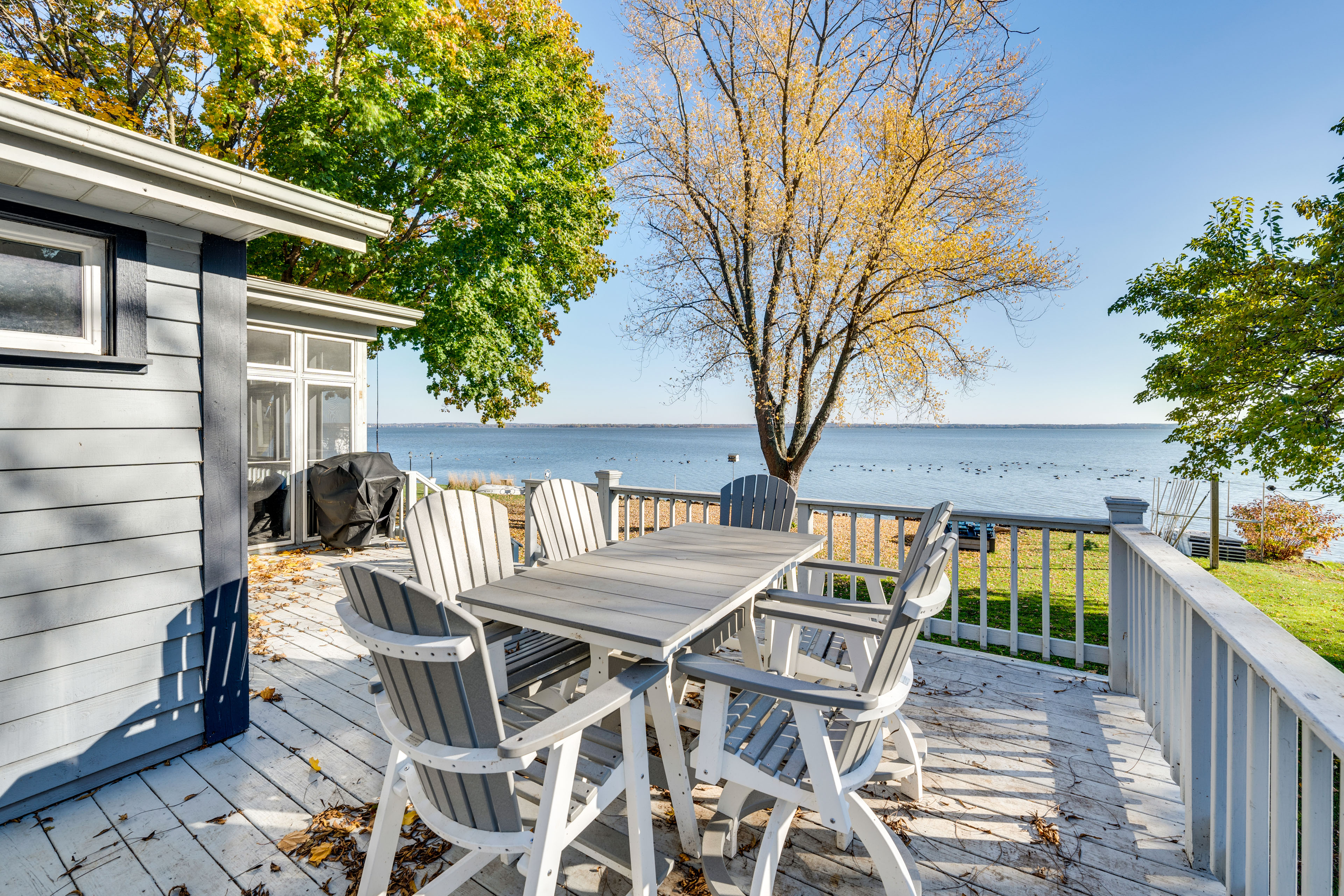 Property Image 1 - Lakefront Edgerton Cottage w/ Deck & Grill!