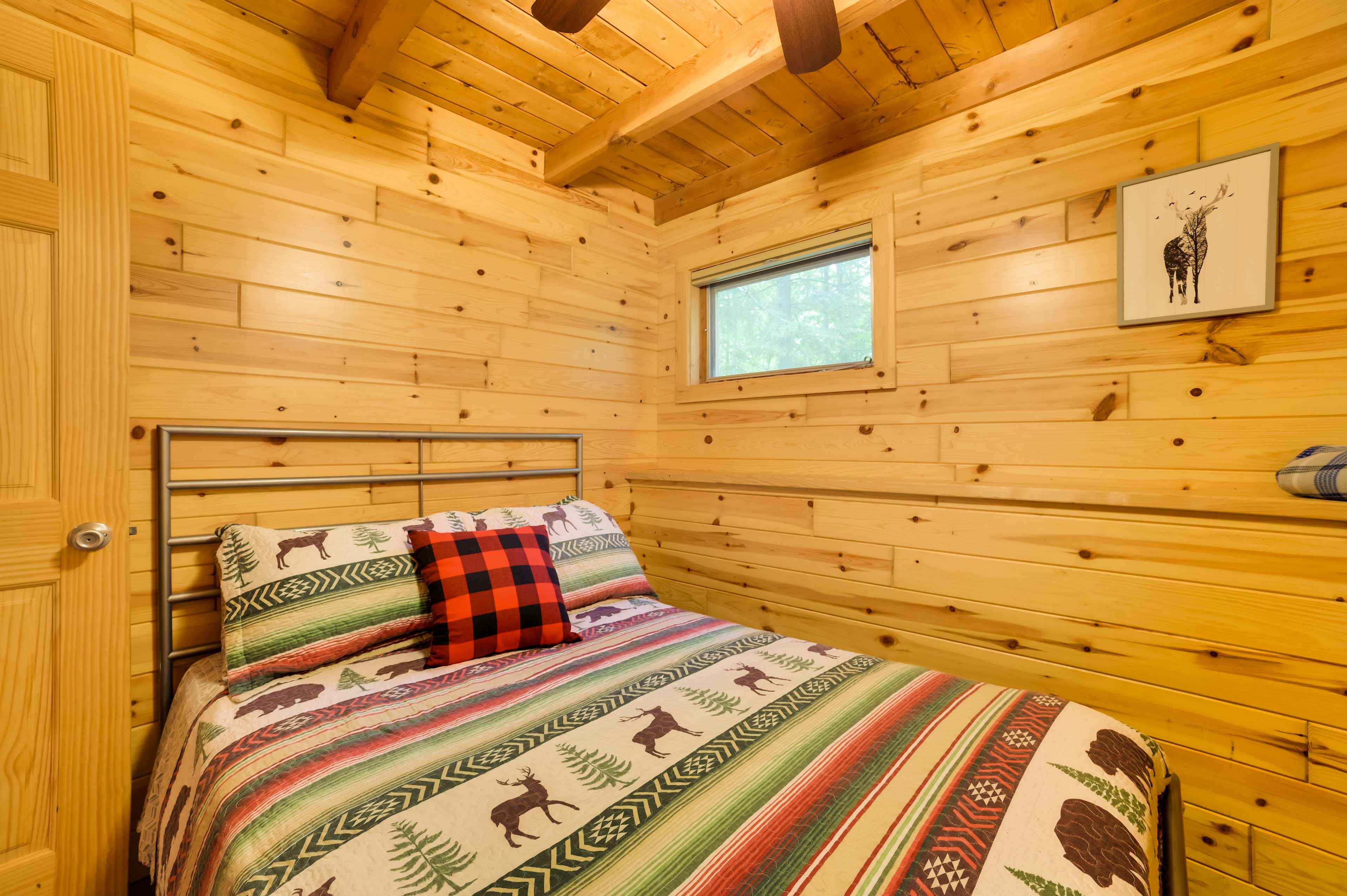 13 Mi to Slopes: Elmira Cabin w/ Amenities