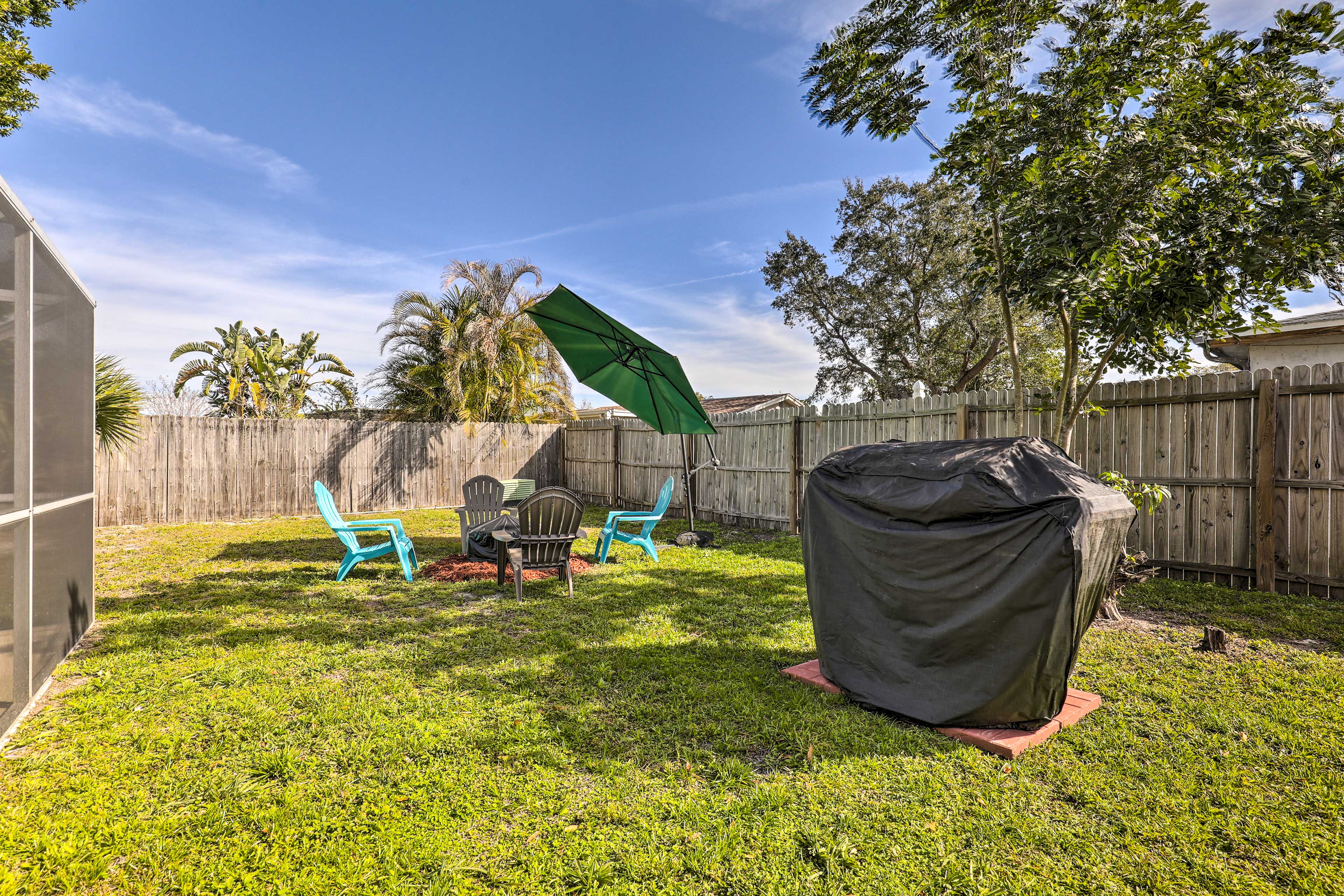 Family Home w/ Lanai & Yard in Port Richey!