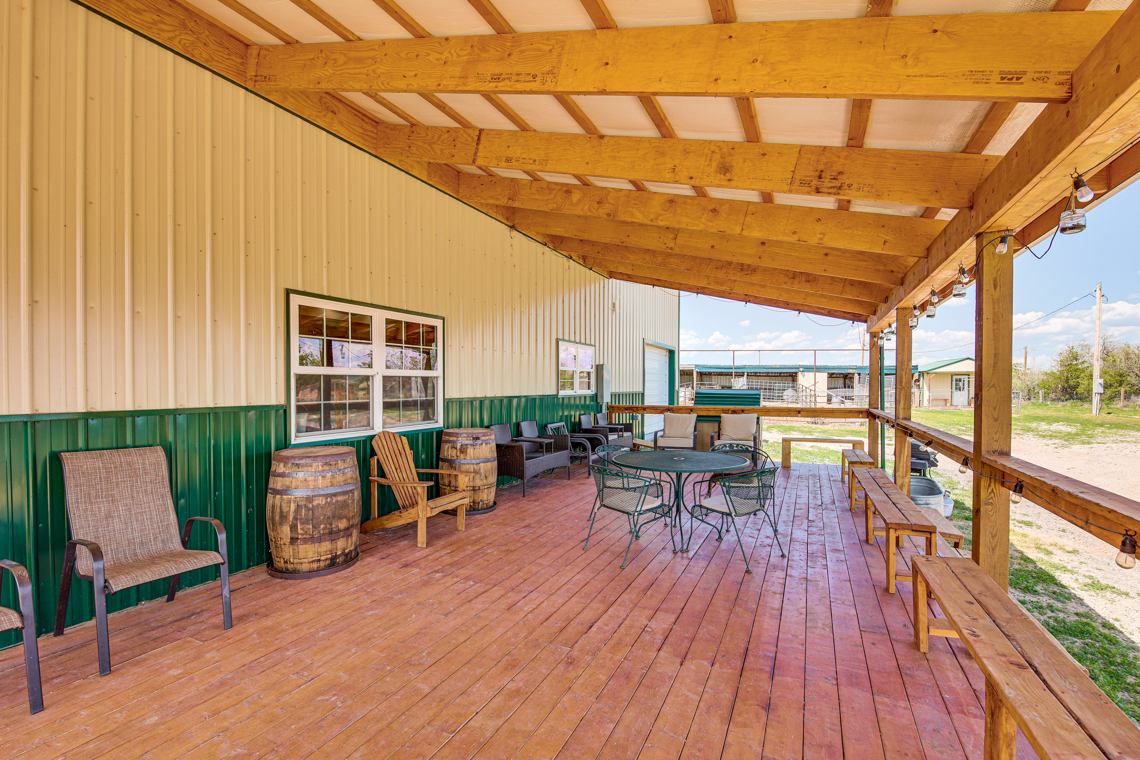 Pet Friendly 'Daydreamers Guest Ranch' on 60 Acres
