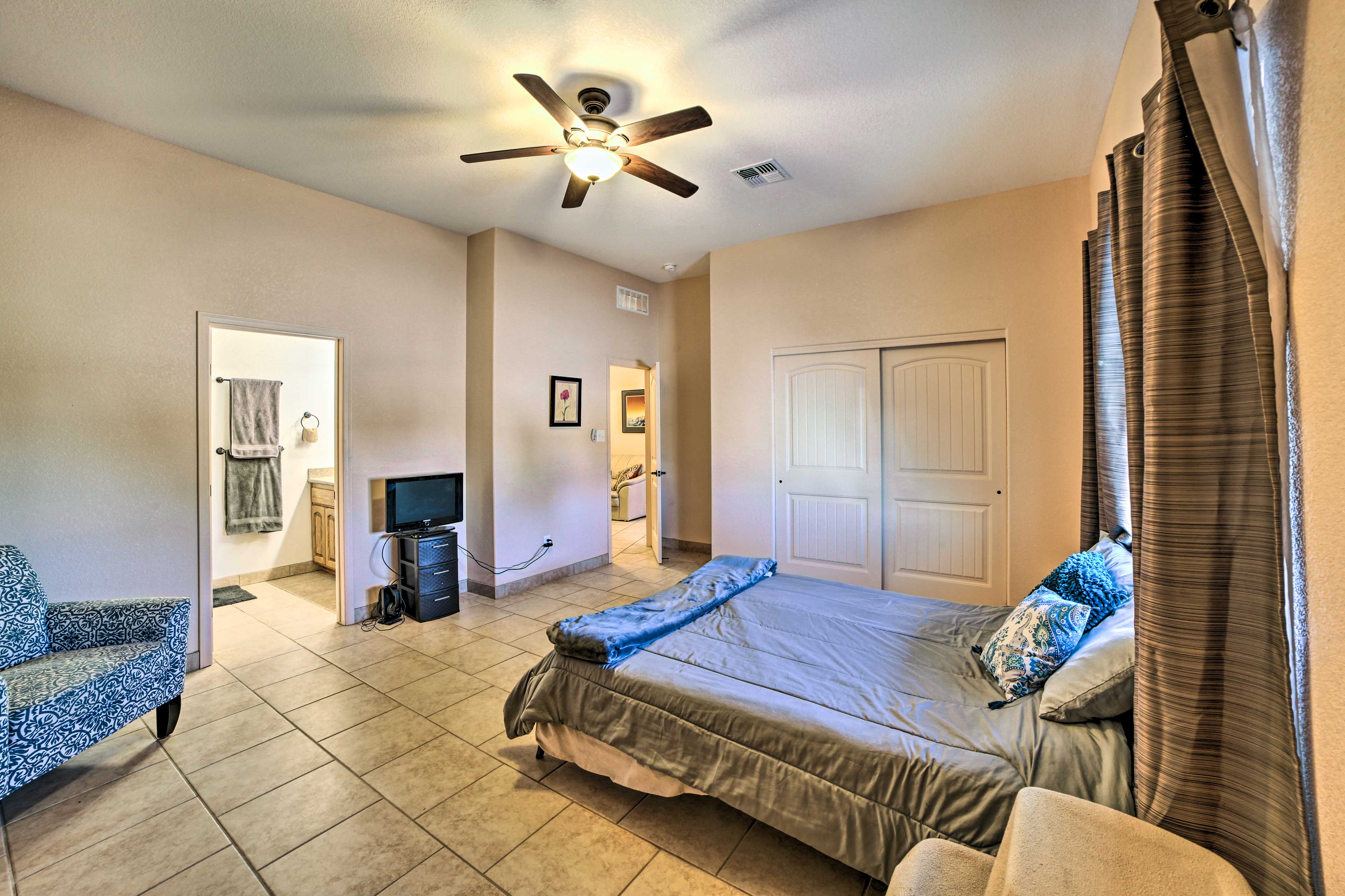 Yuma Foothills Rental: Near 3 Golf Courses!