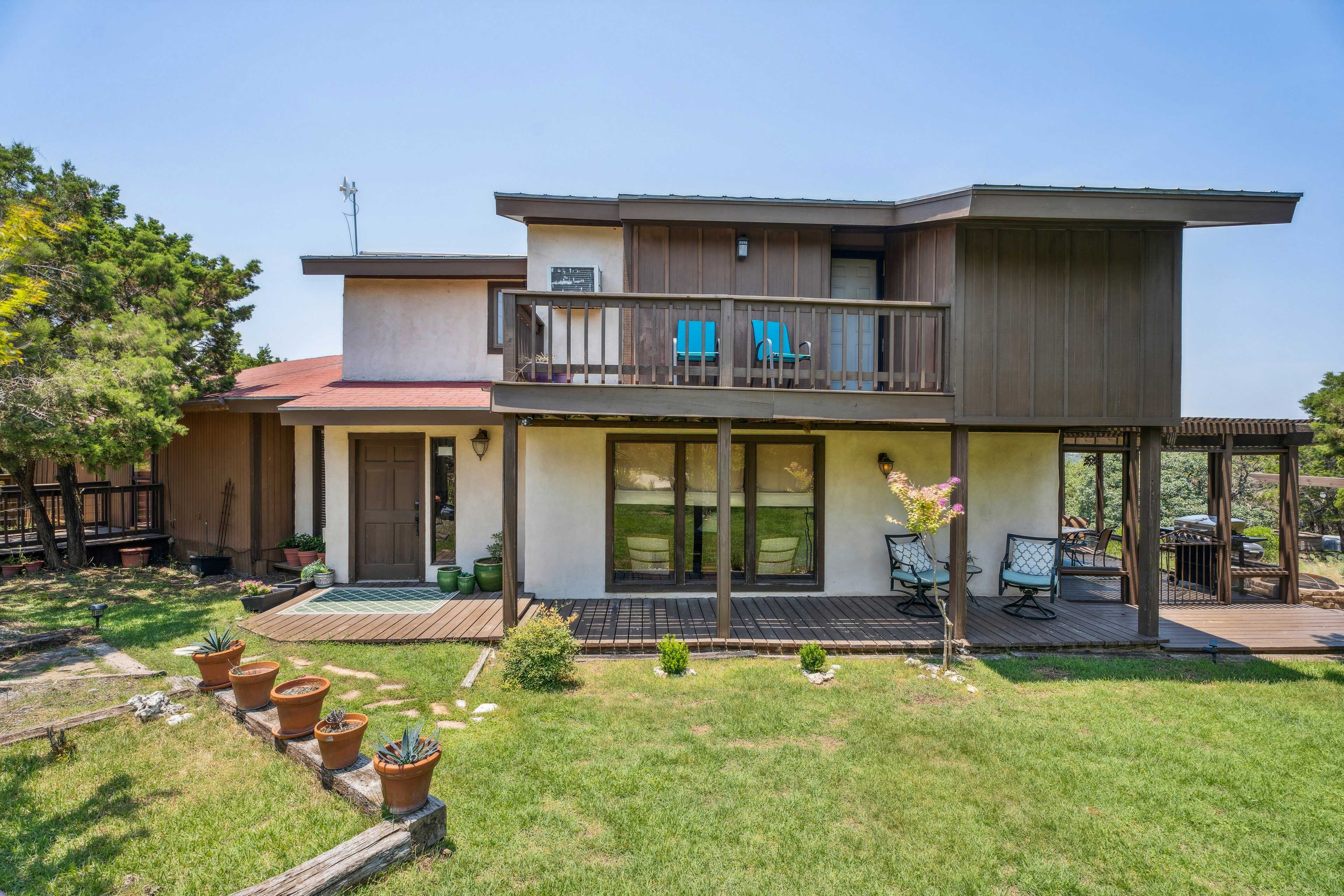 Property Image 1 - Pipe Creek Escape w/ Screened-In Porch & Hot Tub!