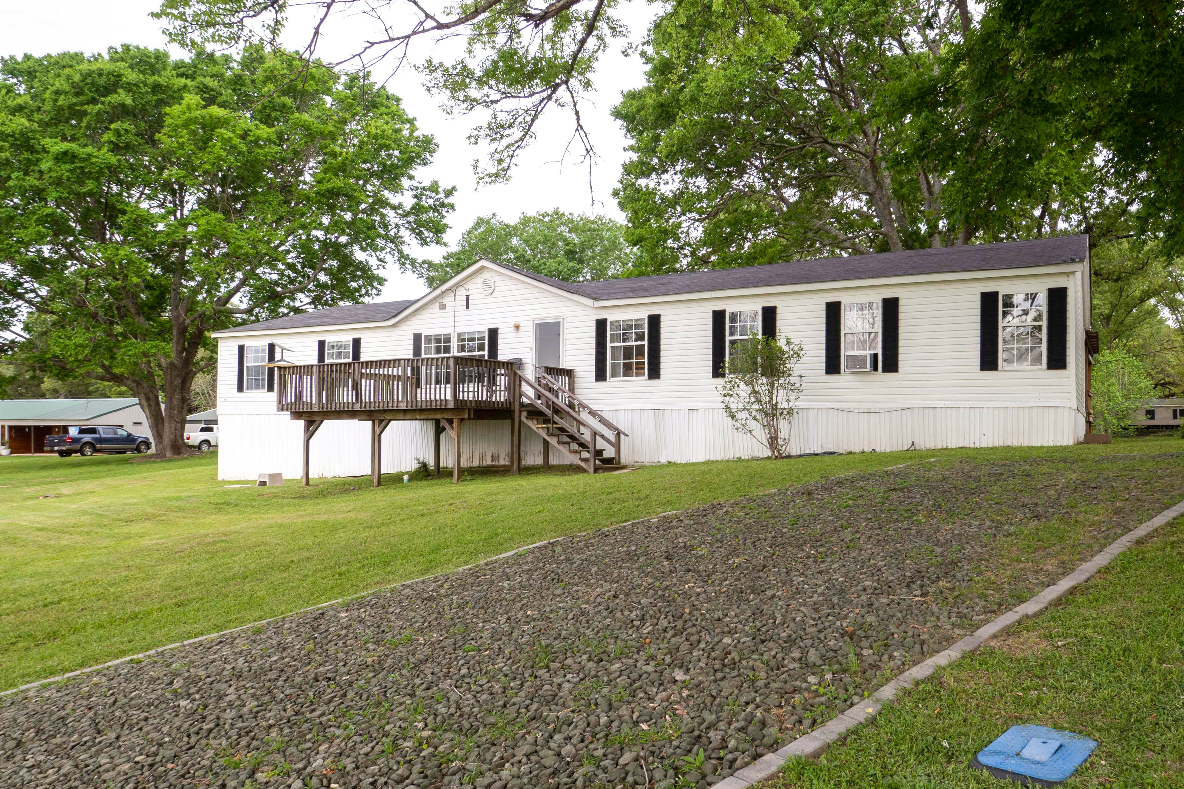 Property Image 1 - Lakefront Many Vacation Home w/ Kayaks!