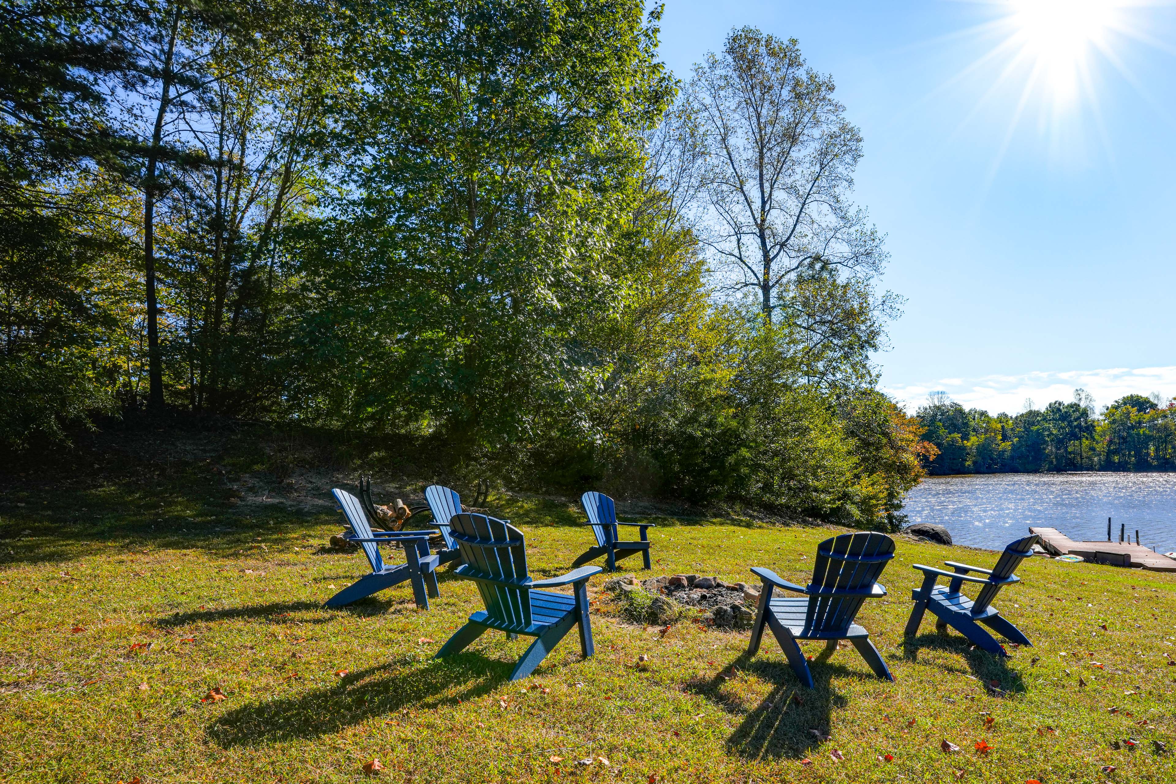 Property Image 1 - Waterfront, Deck: Peaceful Louisa Cottage Escape