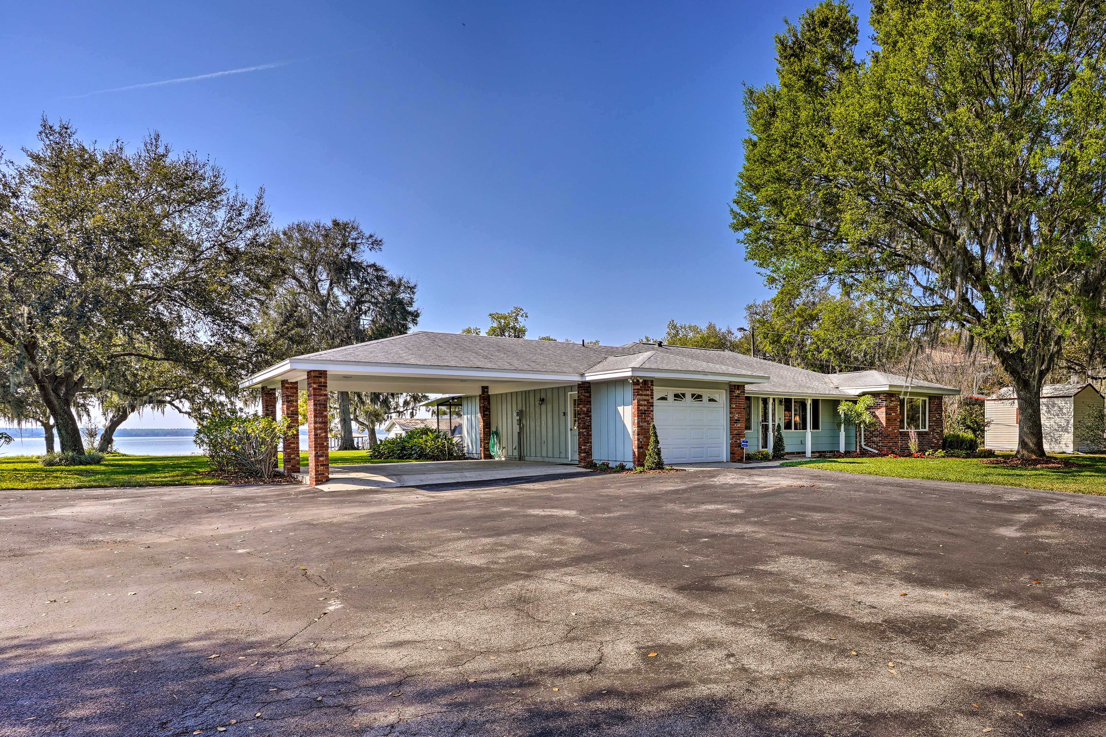 Property Image 2 - Cozy Frostproof Escape w/ Private Hot Tub!