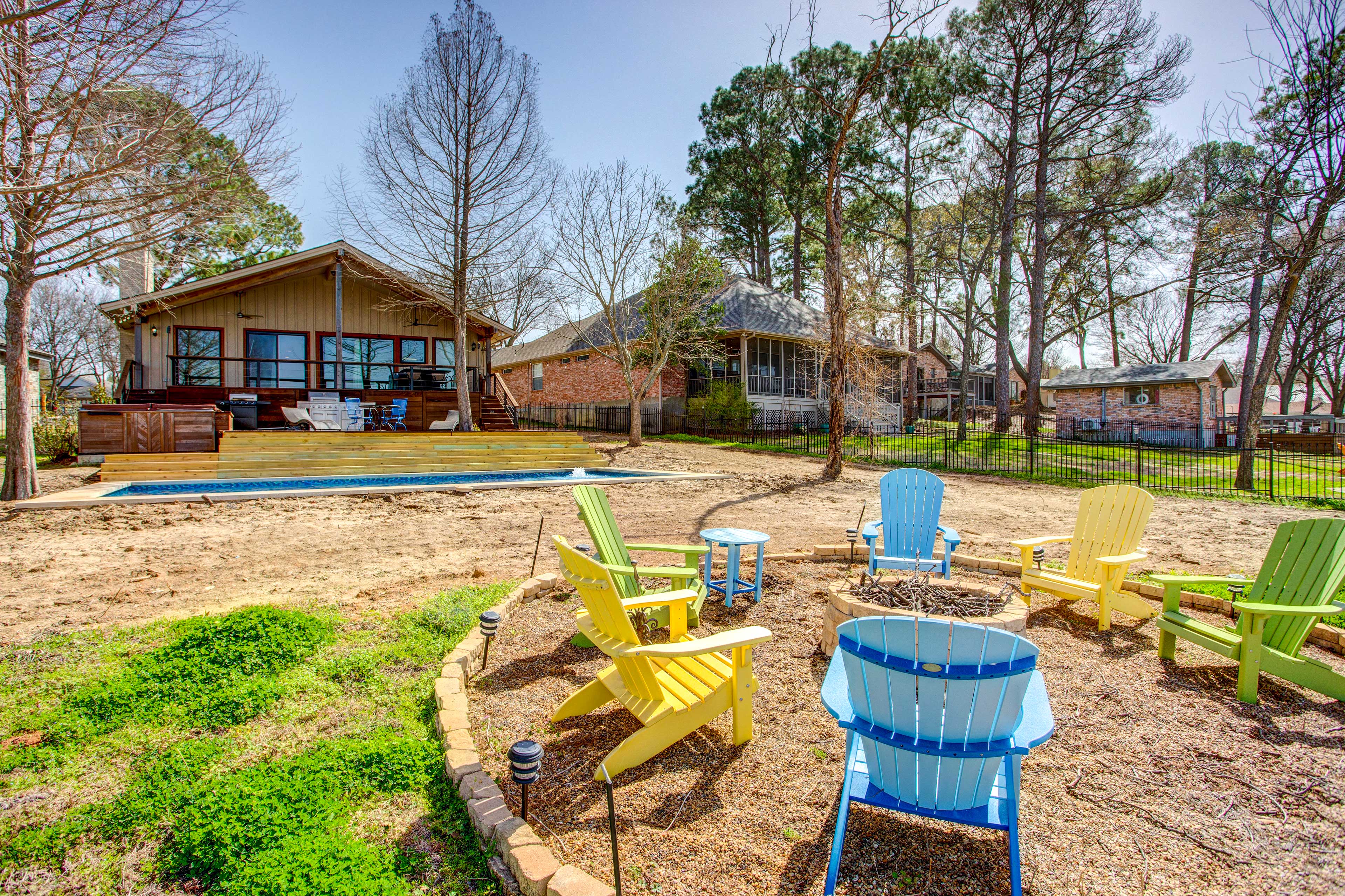 Property Image 1 - Cedar Creek Lakefront Vacation Rental w/ Pool