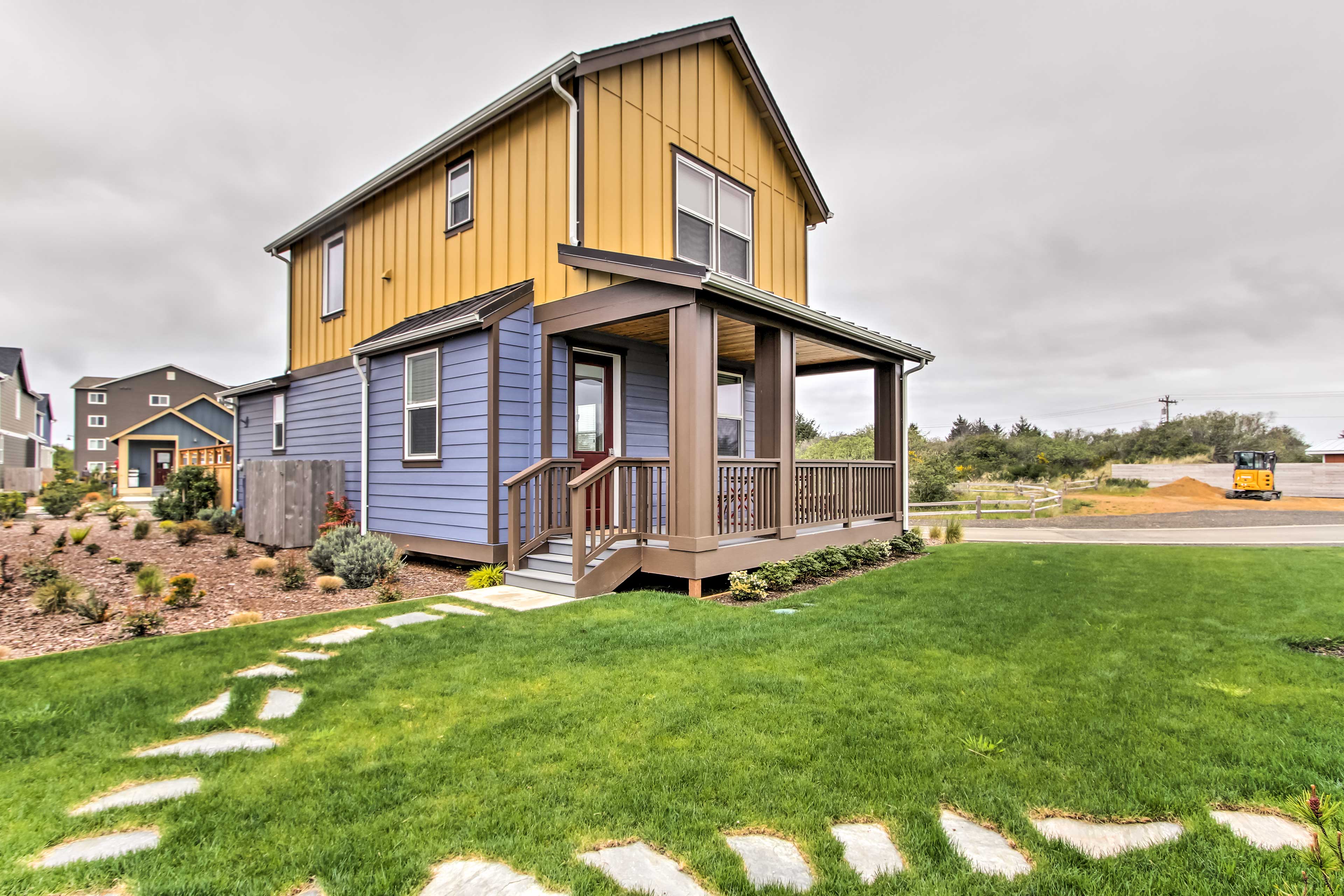 Property Image 1 - Ocean Shores House w/ Hot Tub - Walk to Beach