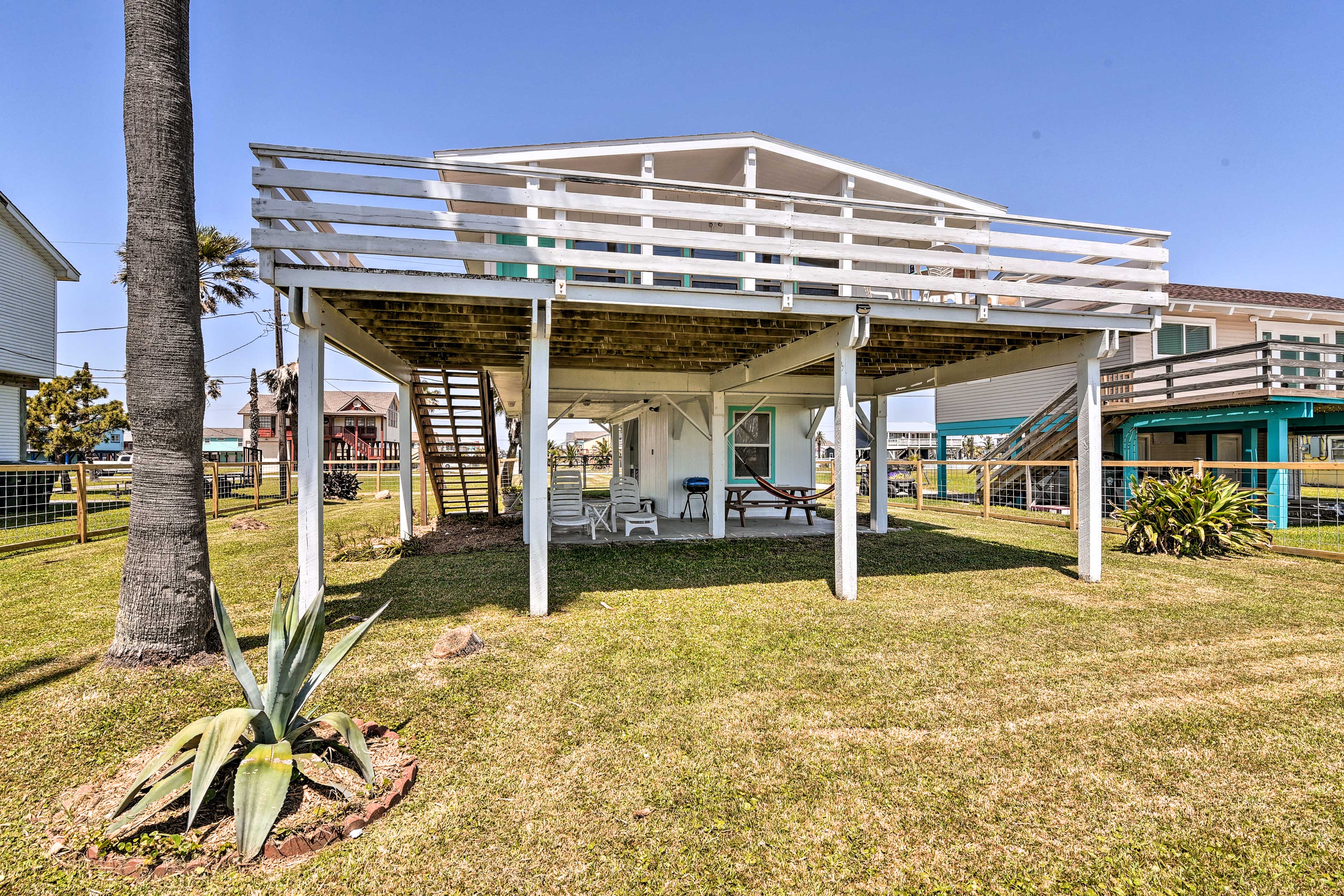 Property Image 2 - Stilted Galveston Retreat w/ Gulf Coast Views!