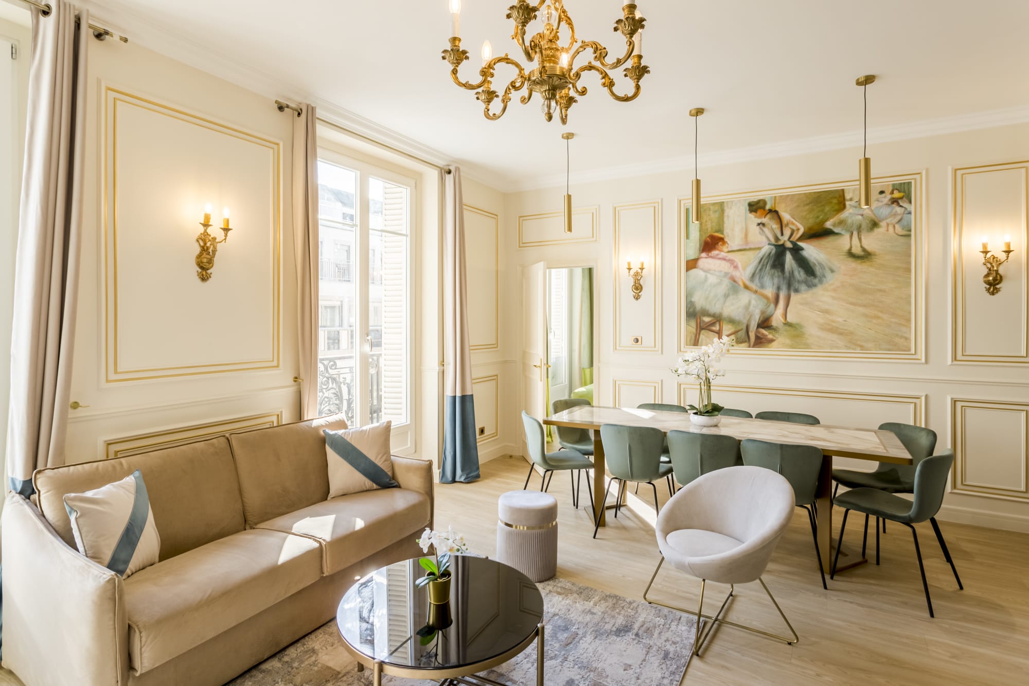 Property Image 2 - Luxury 4 Bdr 3 bthr Apartment  - Opera Louvre