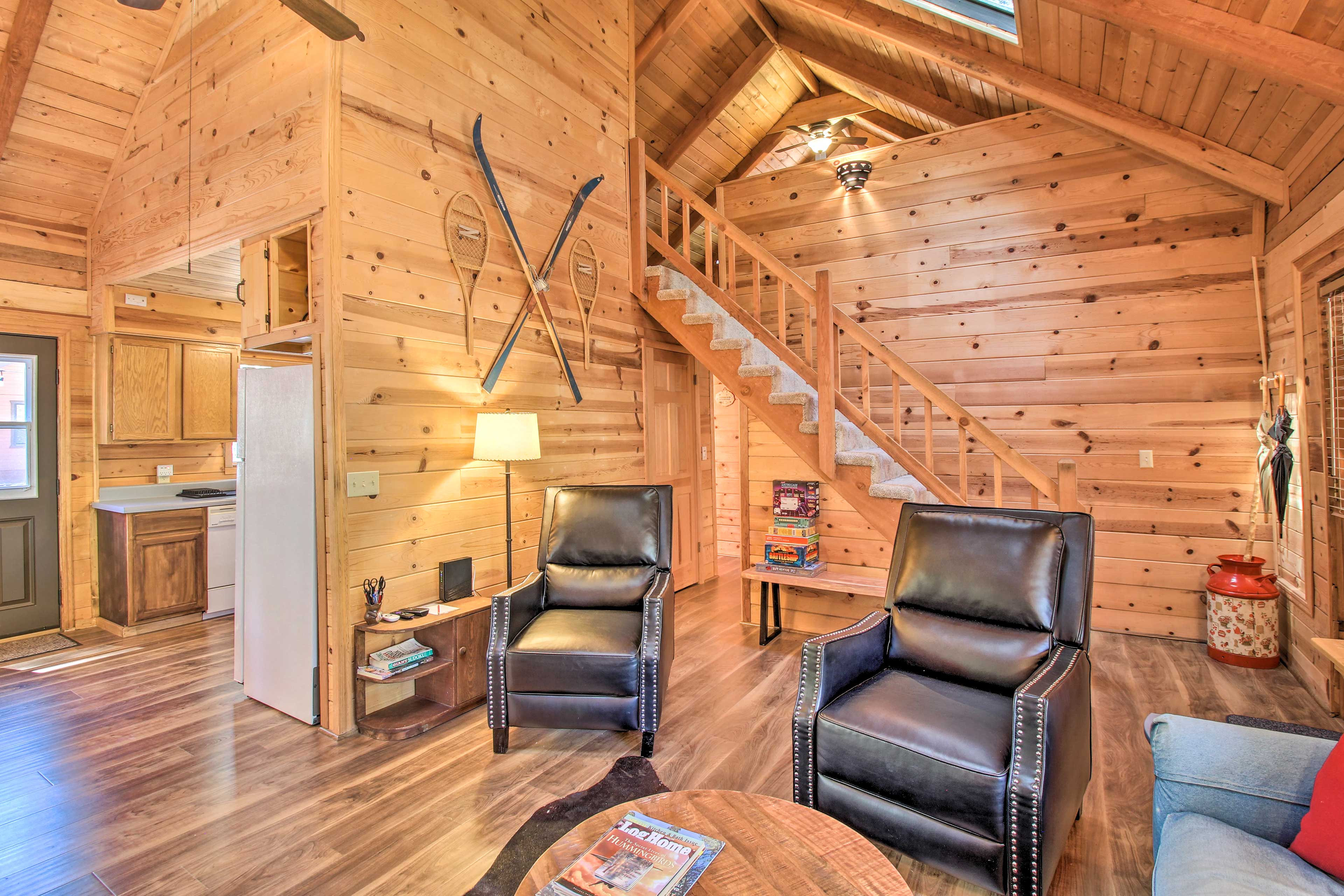 Property Image 1 - Pinetop-Lakeside Cabin w/ Deck: Hike, Ski & Golf