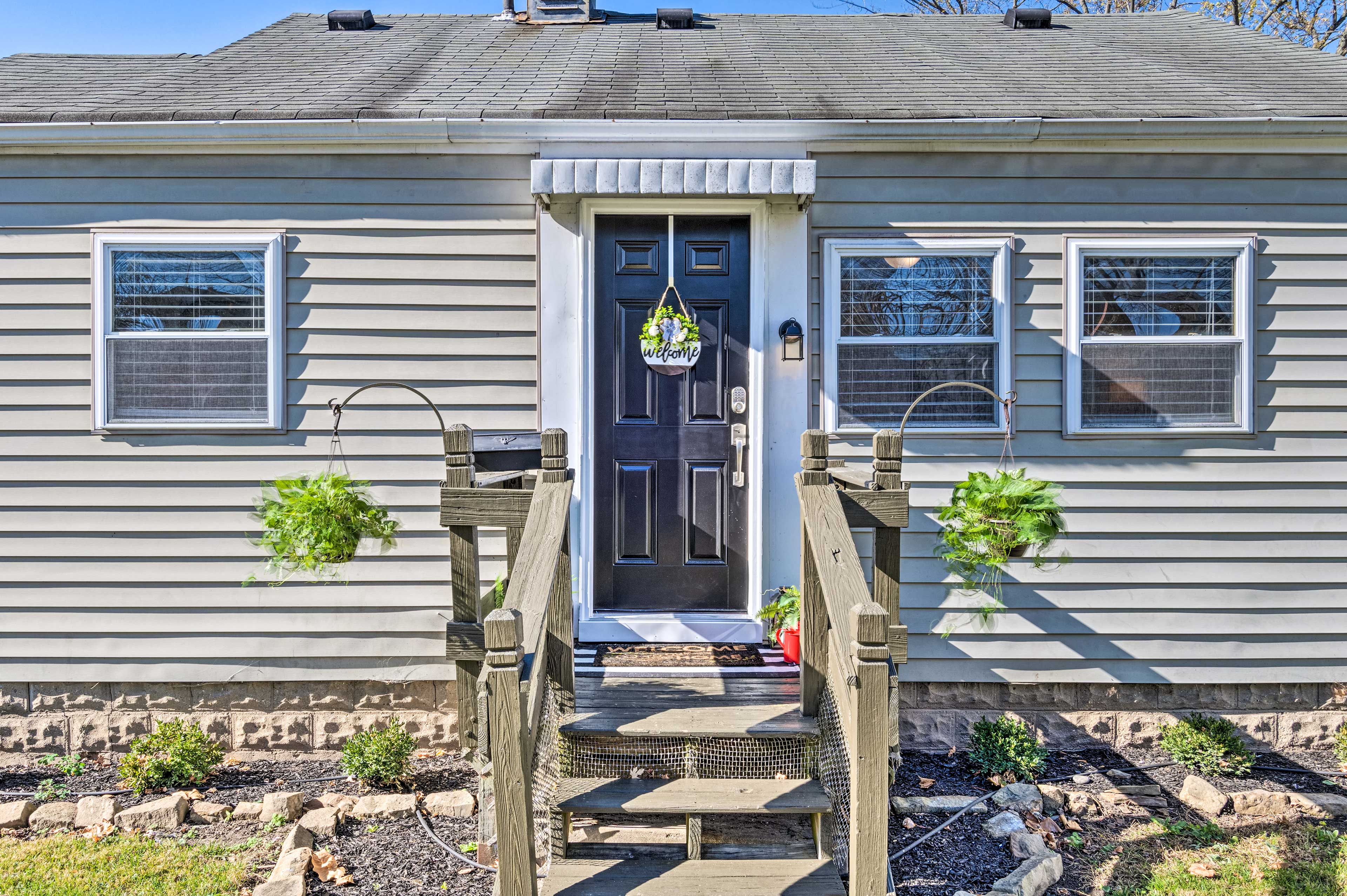 Anderson Bungalow Near University + Downtown!