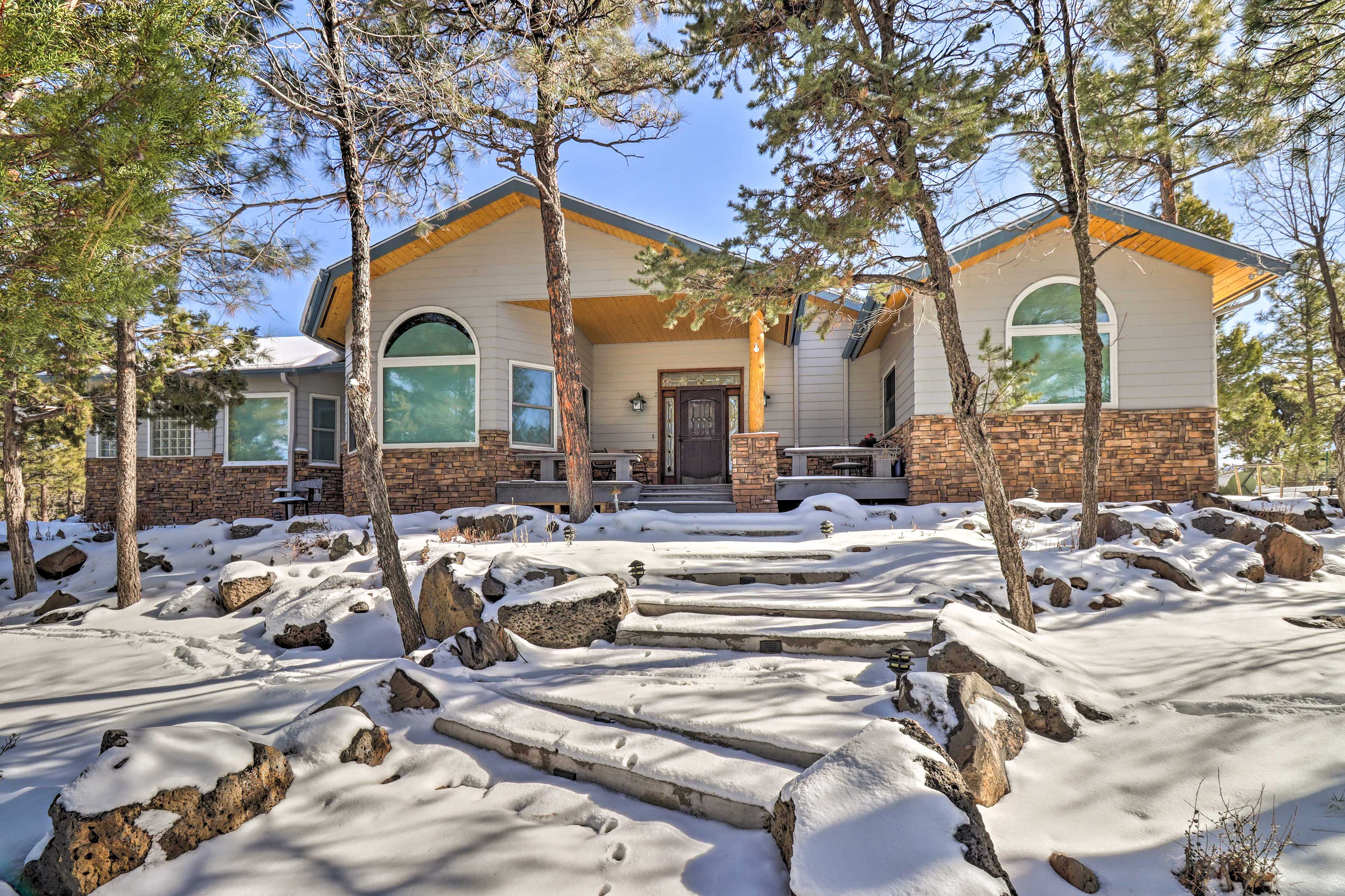 Property Image 1 - Sunny Show Low Getaway w/ Patio & Forest View