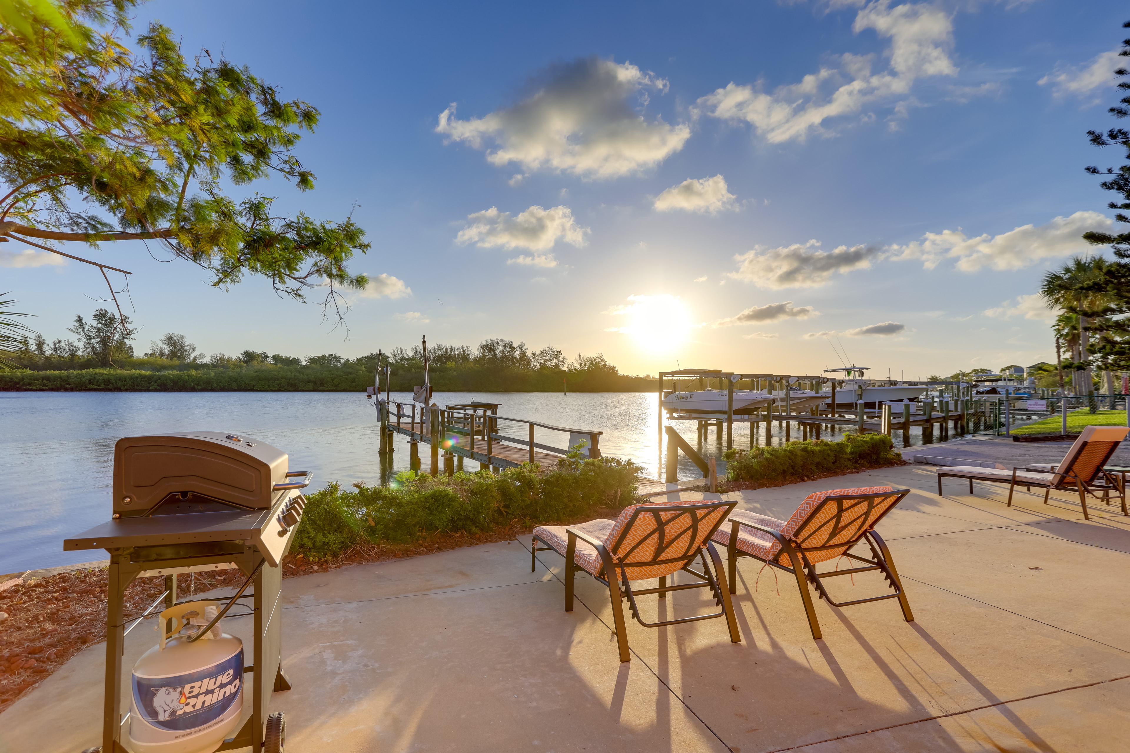 Property Image 1 - Redington Shores Vacation Rental w/ Screened Porch