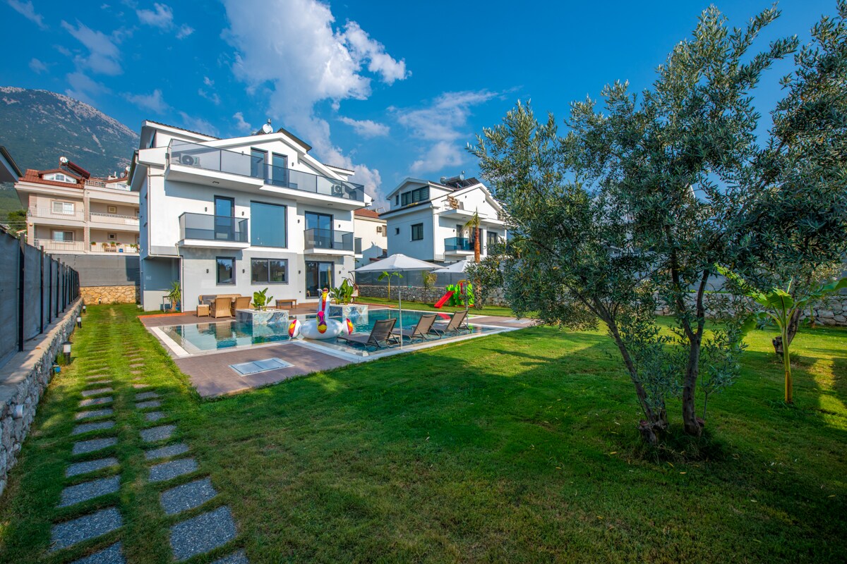 Property Image 1 - Villa Murat