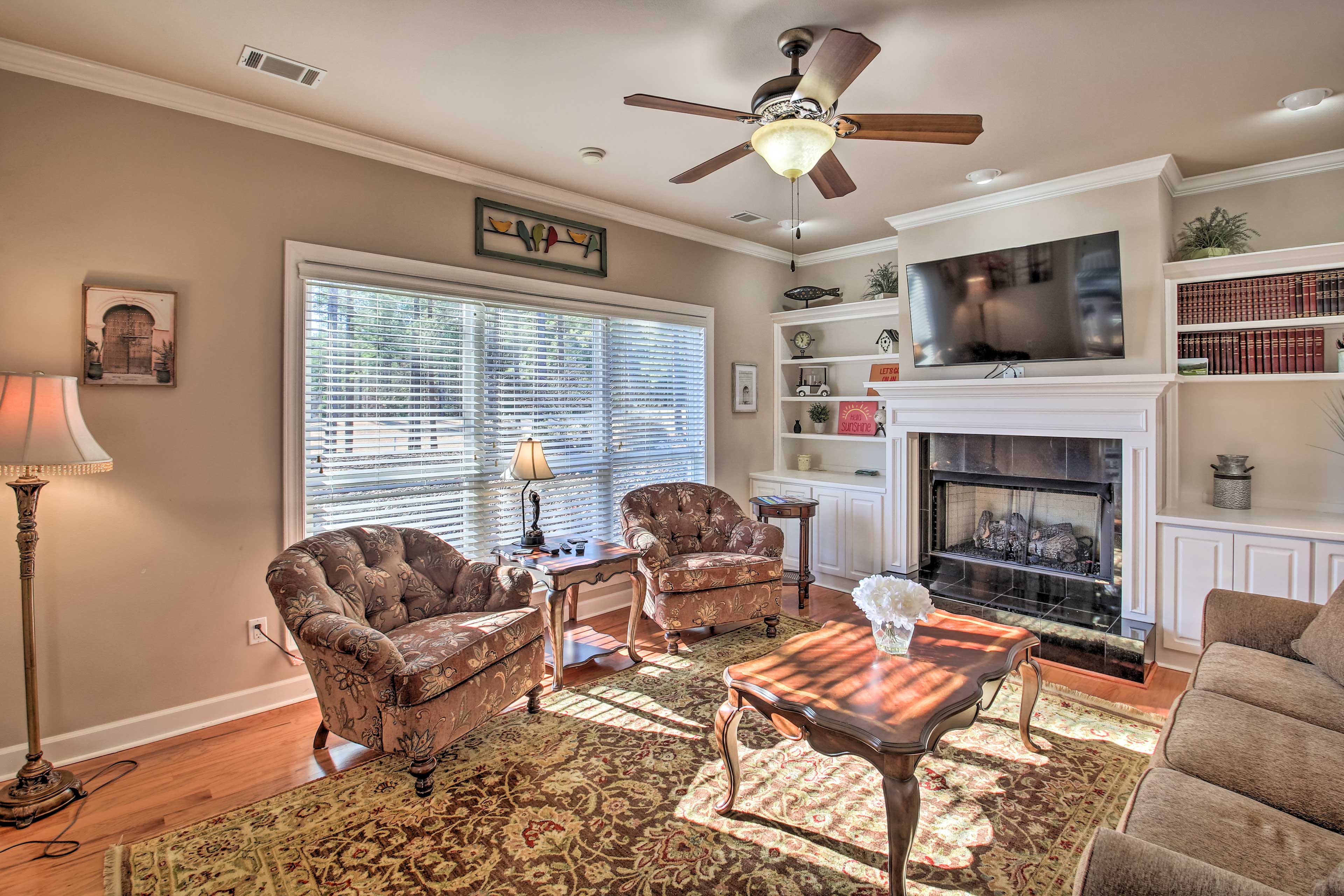 Peaceful Family Home on Granada Golf Course! Home Rental in Hot