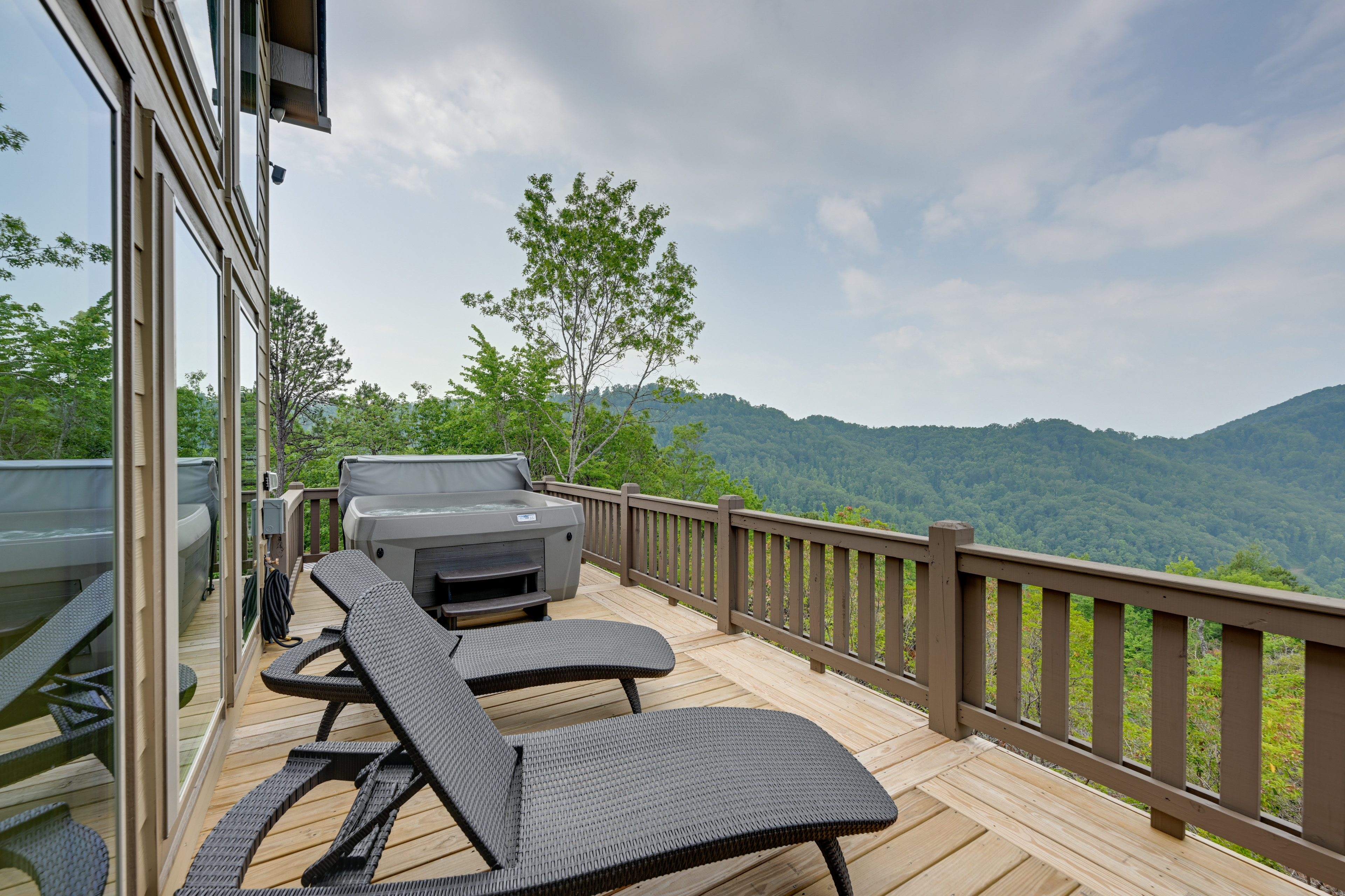 Property Image 1 - Blue Ridge Mountains Cabin w/ Hot Tub & Fire Pit!