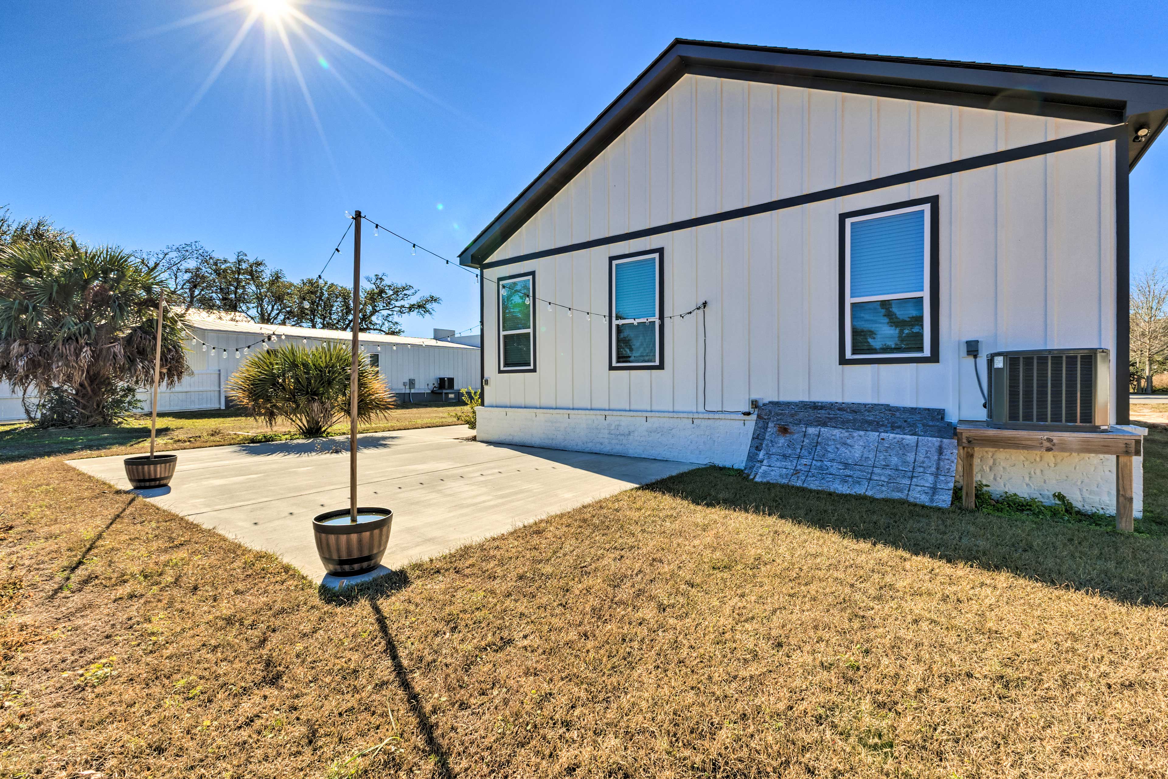 Property Image 2 - Spacious Gulfport Home - Walk to Beach!