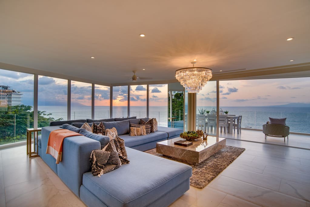 Unique Deluxe Living Area
Virtual tour:
https://www.3d.casa/indah-5d Unique Deluxe Living Area
Virtual tour:
https://www.3d.casa/indah-5d
