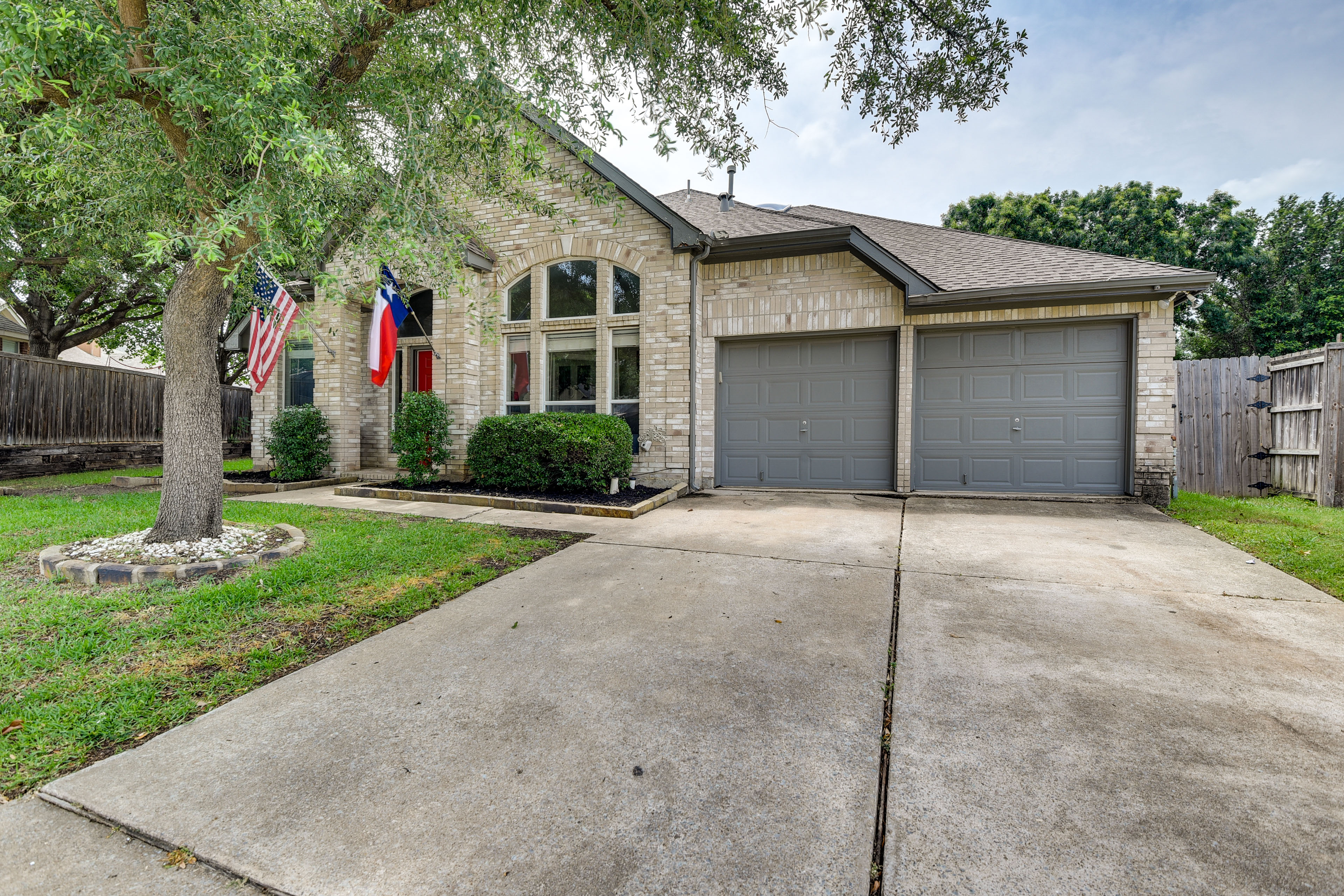 Property Image 2 - Spacious Flower Mound Home in Central Location!