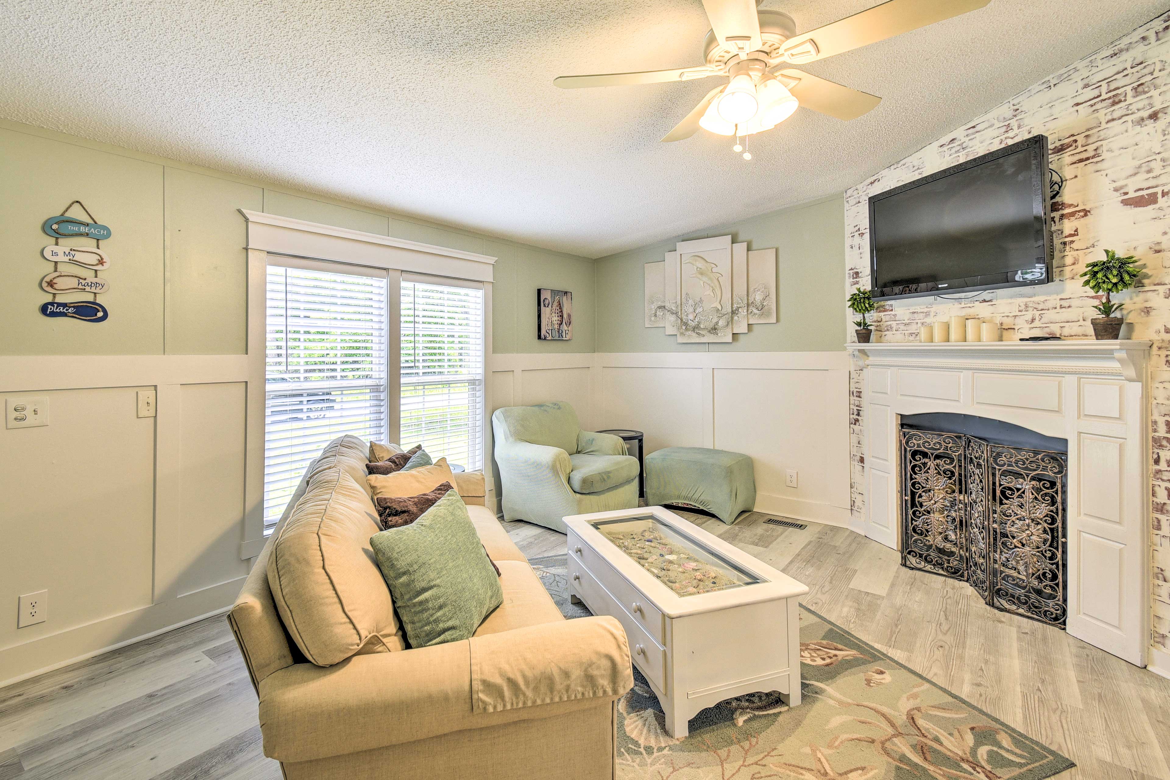 Property Image 2 - Charming Supply Home < 2 Mi to Holden Beach!