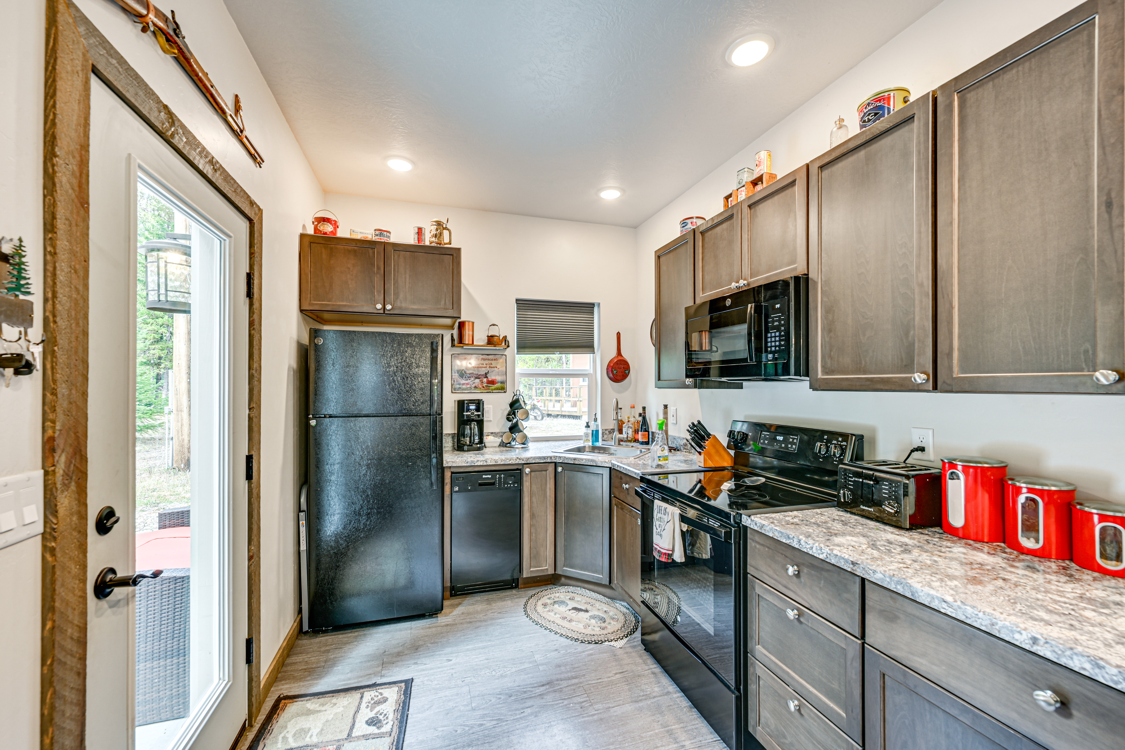 Riverside Cabin in Bitterroot National Forest!