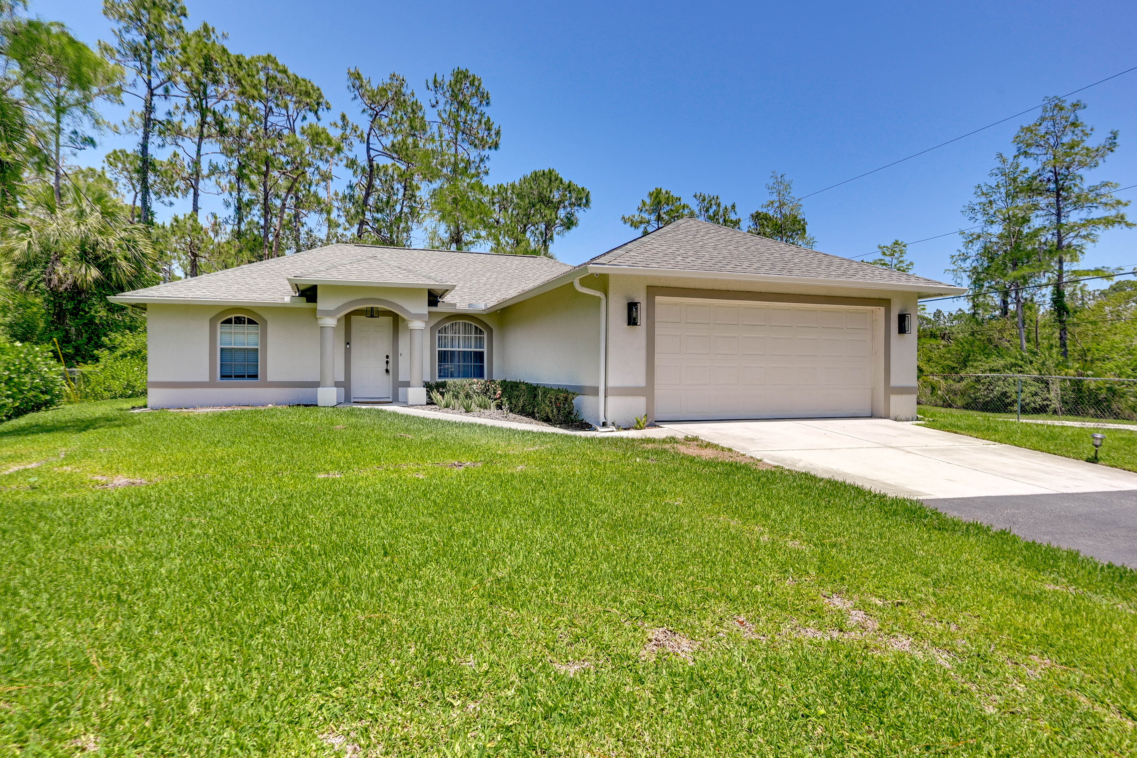 Property Image 2 - Pet-Friendly Naples Vacation Rental w/ Fire Pit!