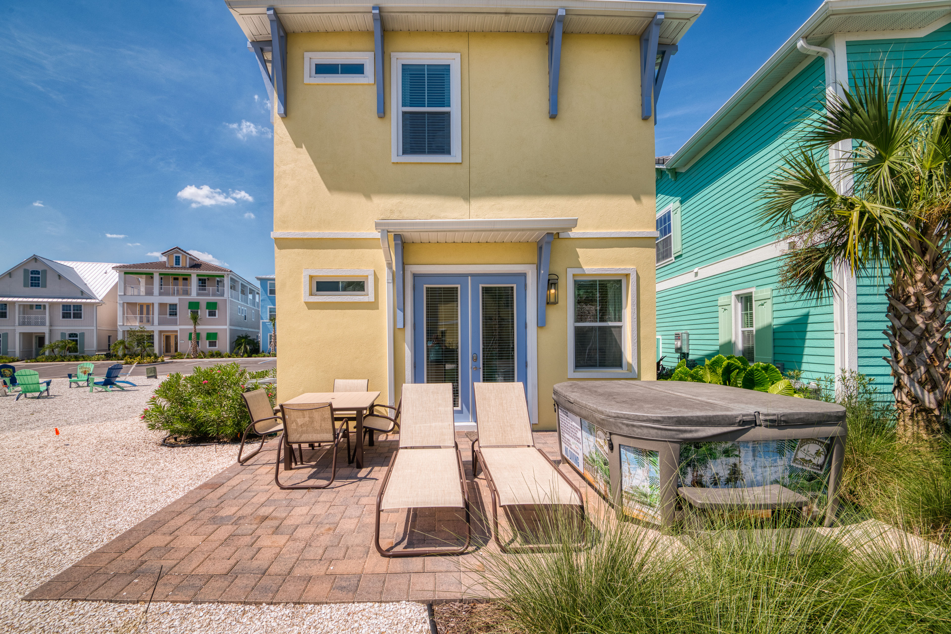 Property Image 1 - Sunkissed Cottage with Hot Tub near Disney with Margaritaville Resort Access - 8046SU