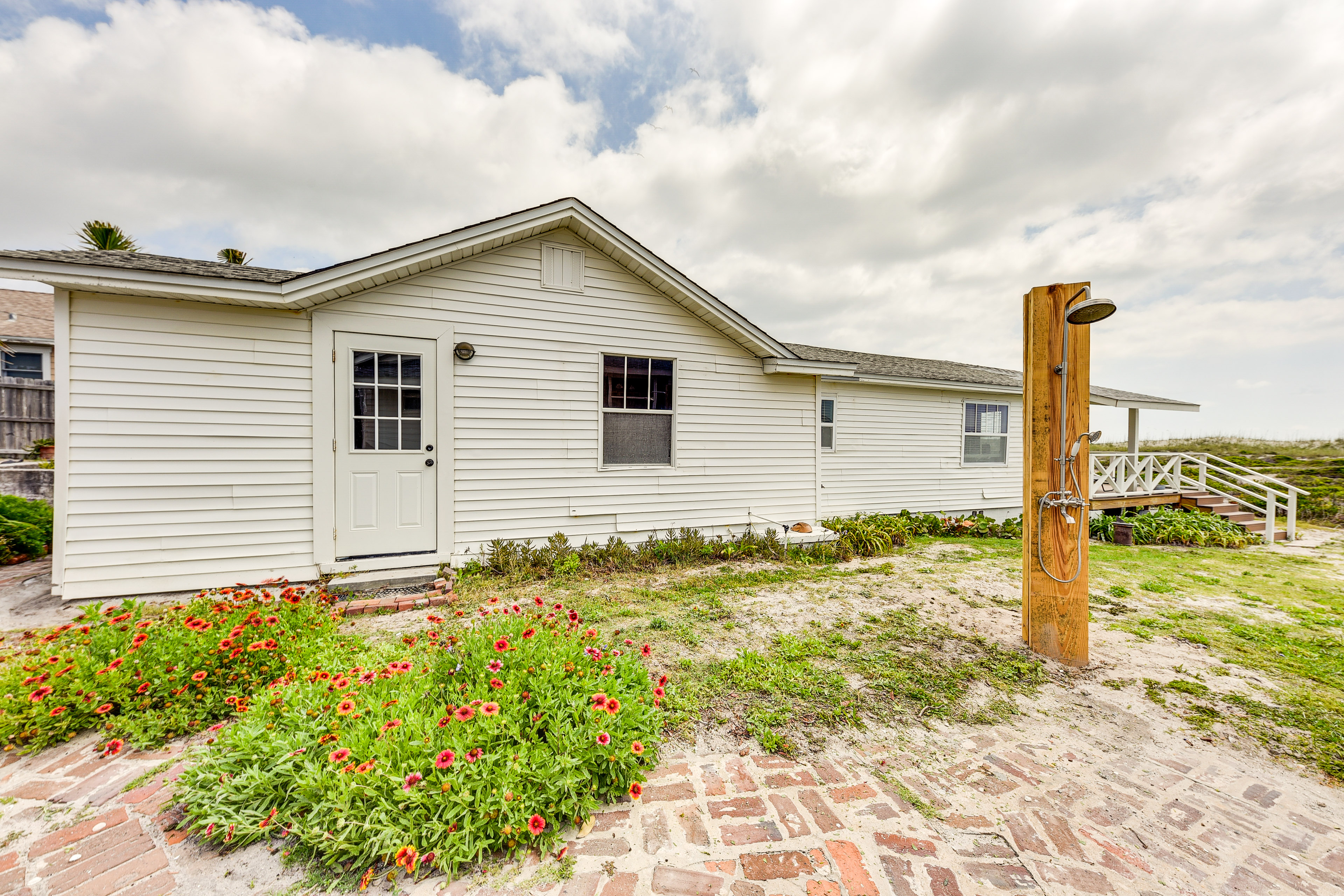 Property Image 2 - Oceanfront Amelia Island Cottage: Deck & Boardwalk