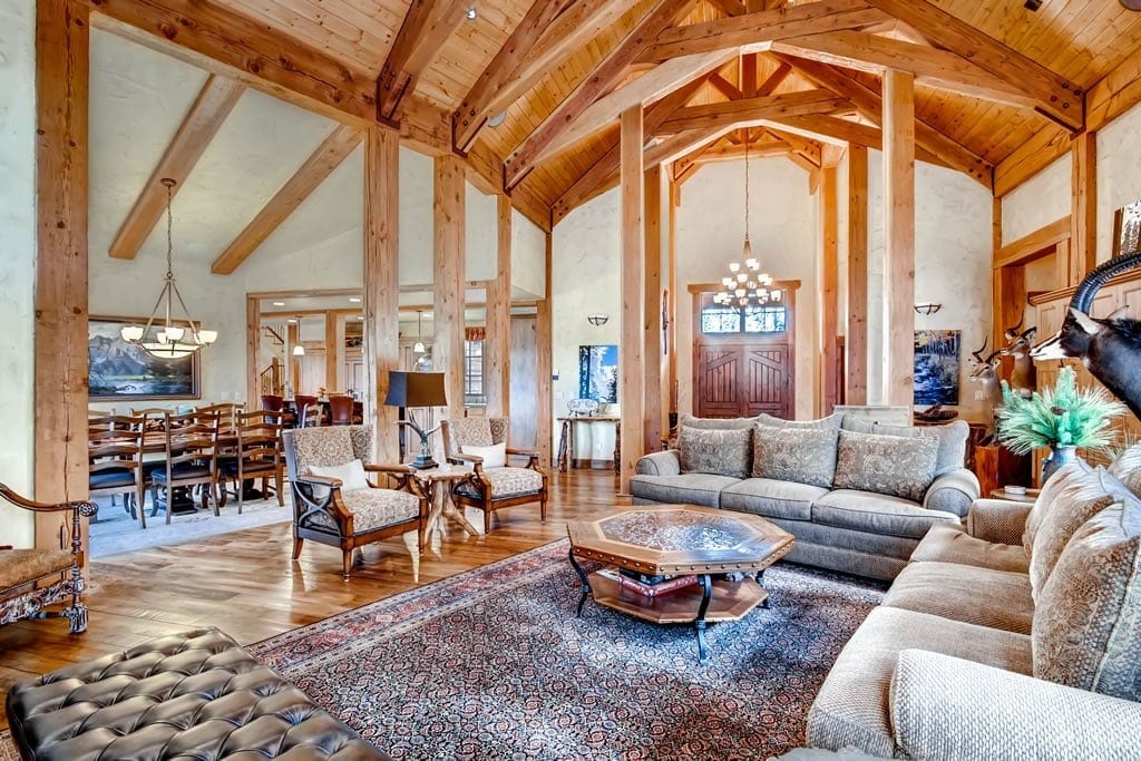 Living Area - Hatari Lodge - Breckenridge Vacation Rental
